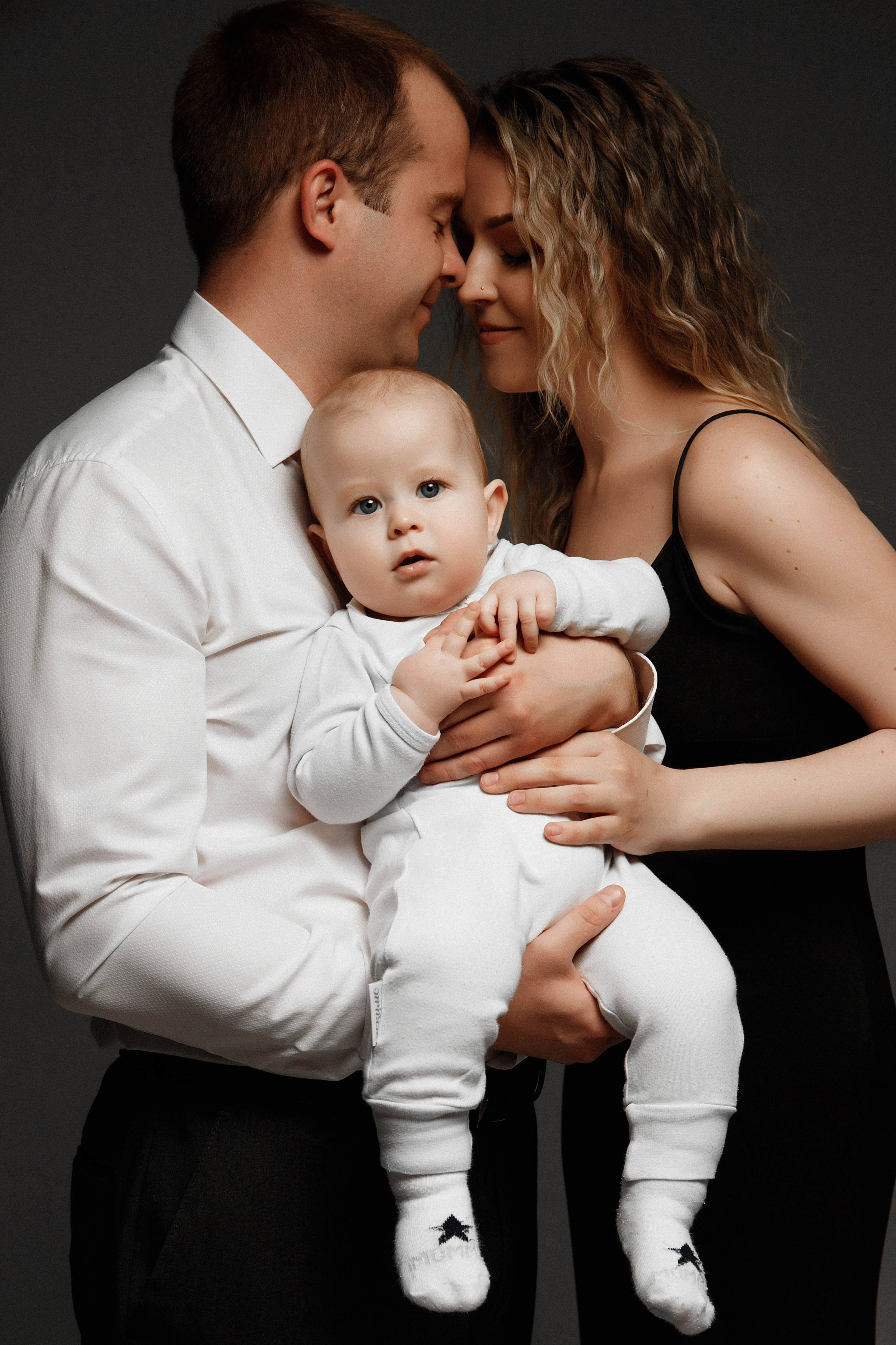 Рома. Фотограф беременности и материнства Аделя Юсупова