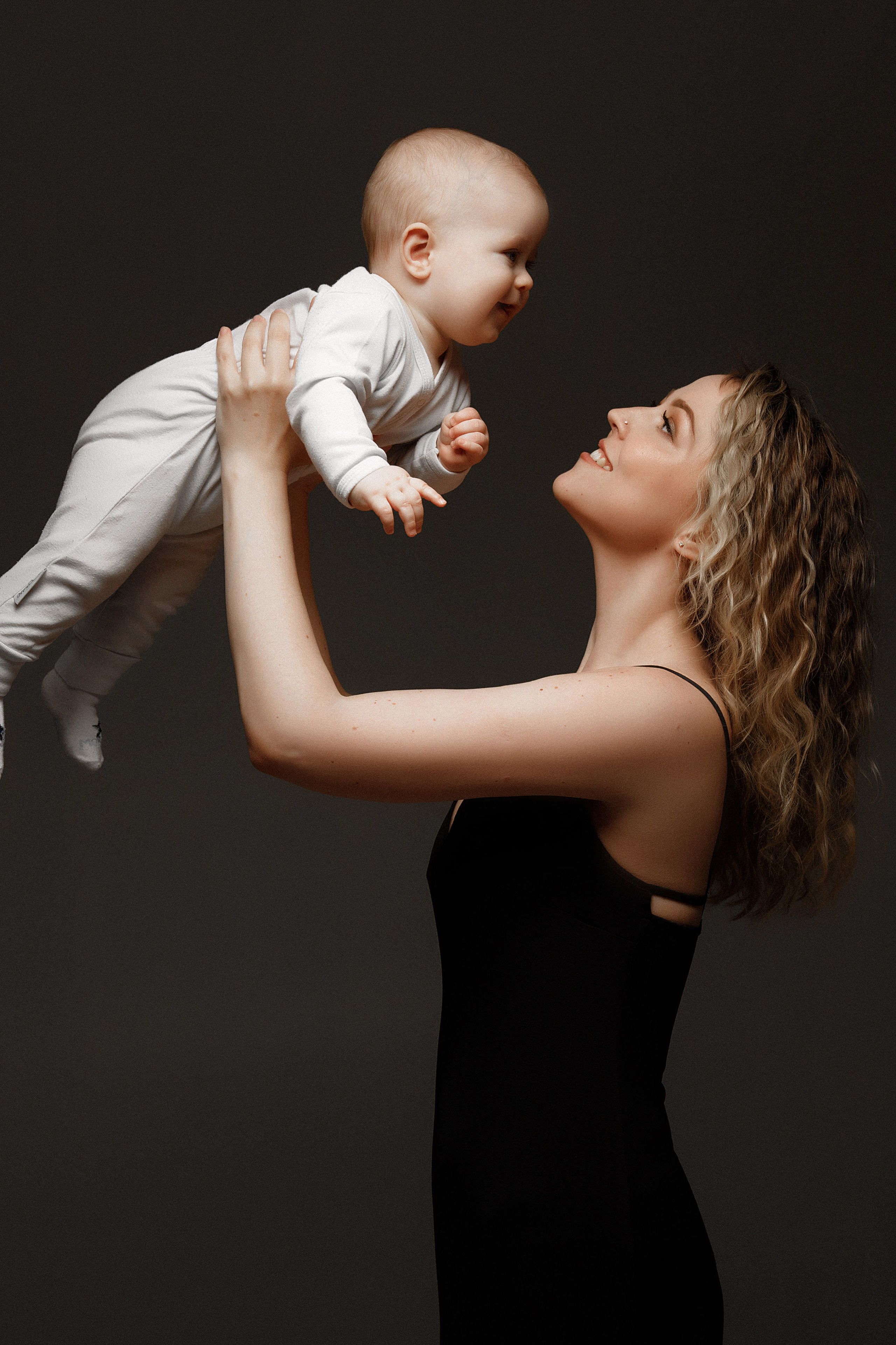 Рома. Фотограф беременности и материнства Аделя Юсупова