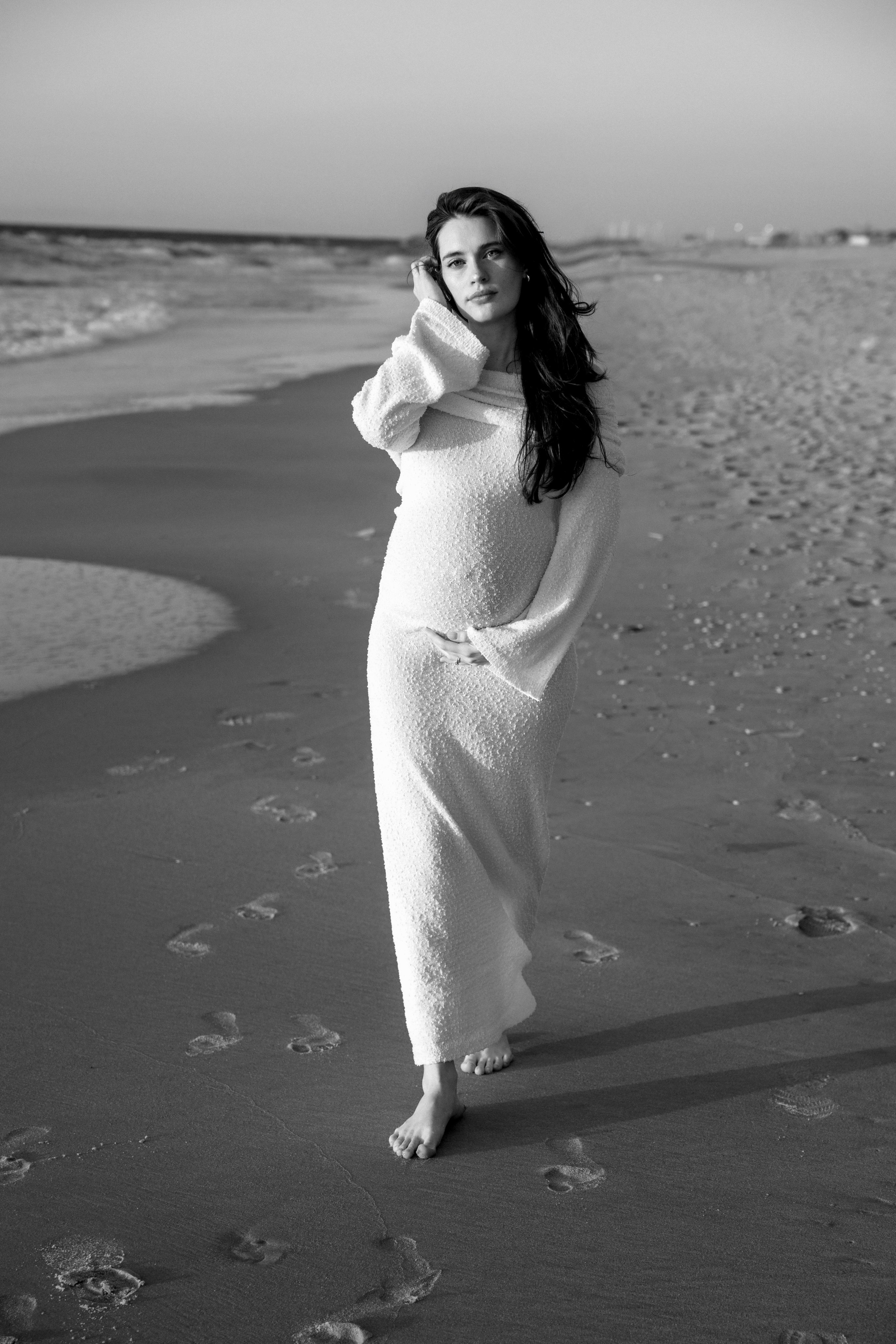 Pregnancy photoshoot (home/park/beach). Главная