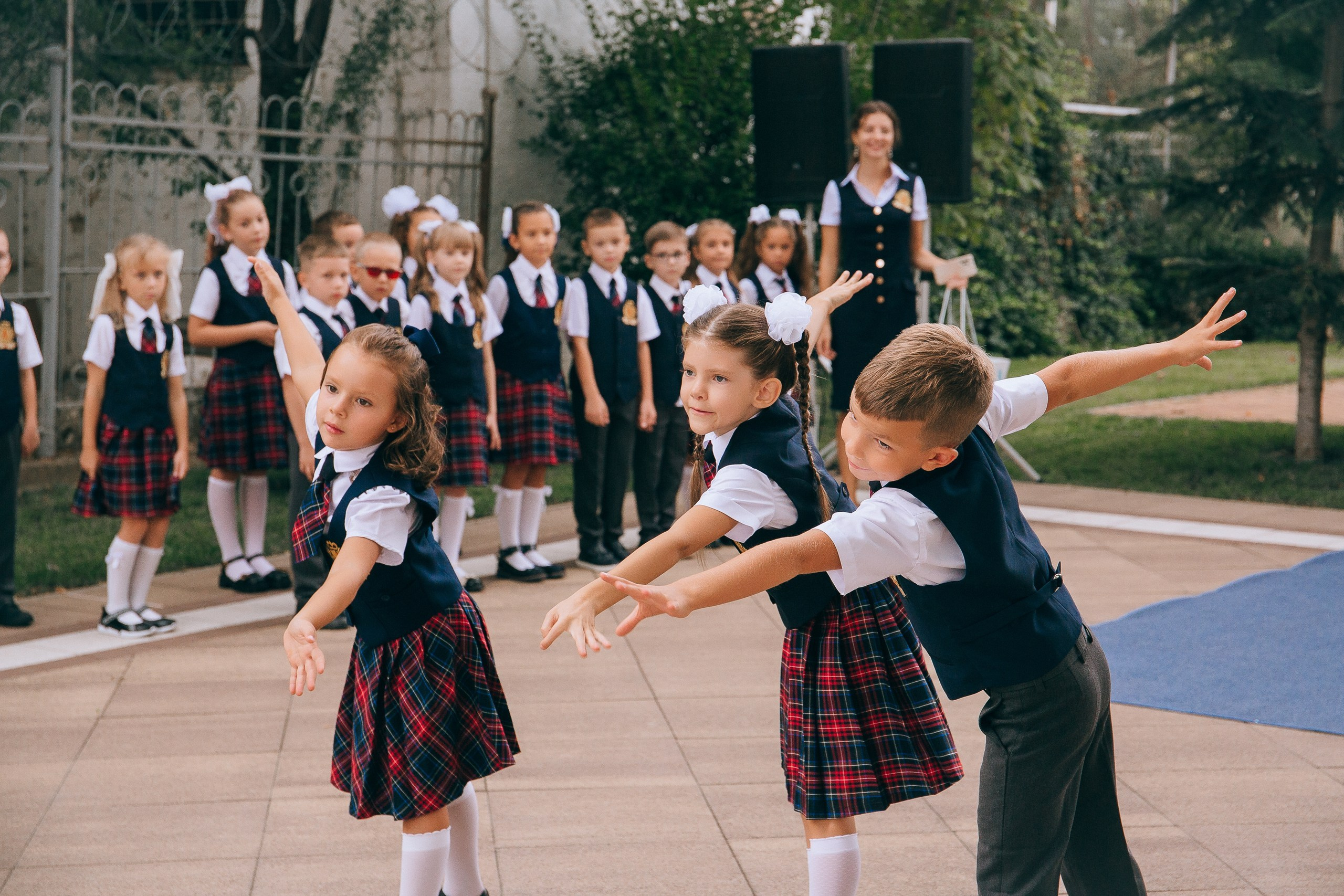 1 класс школа «Личность». Выпускные альбомы Натальи Бутко: Новороссийск, Анапа, Геленджик