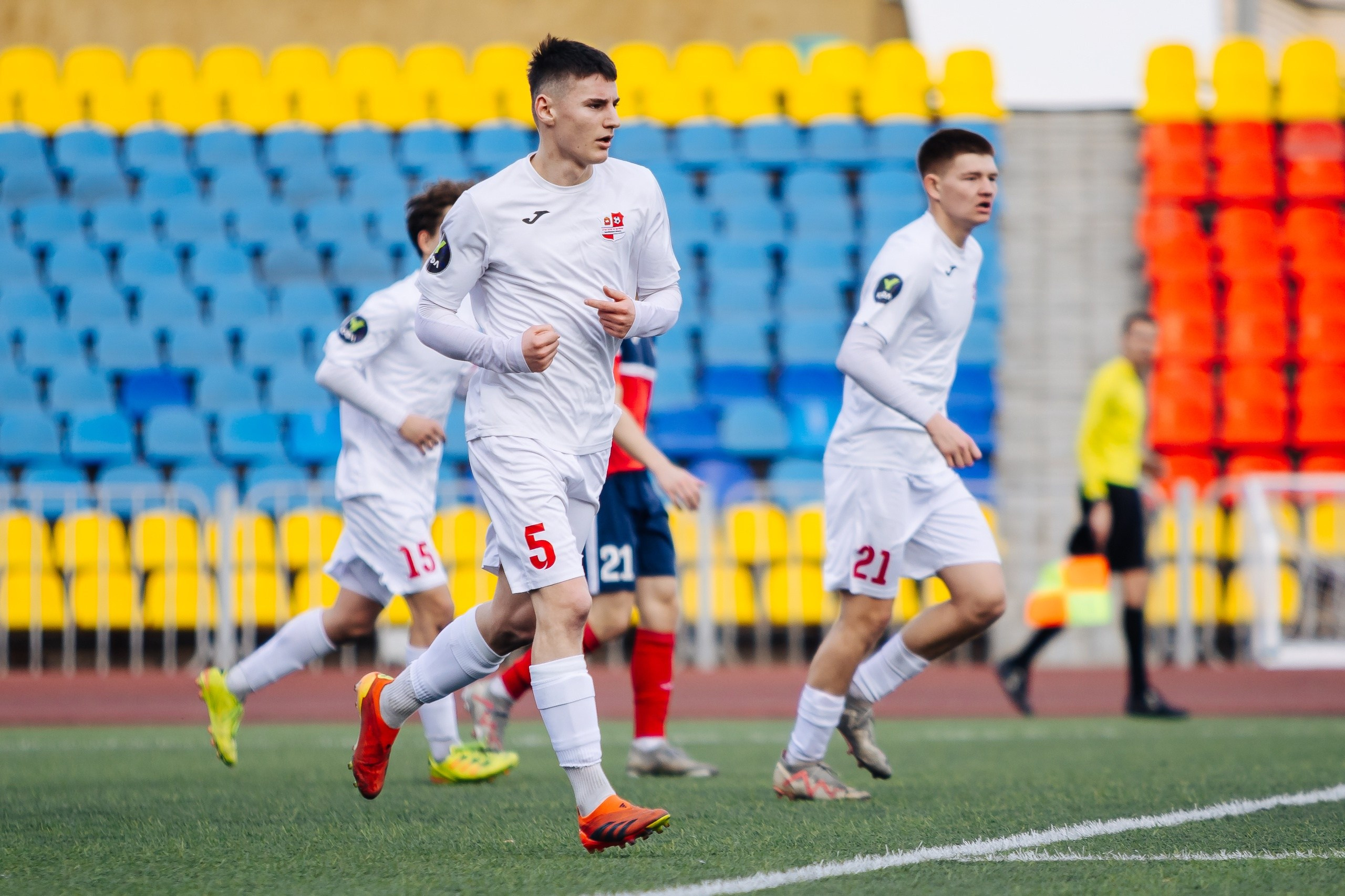 ФК «Металлург-Магнитогорск» vs ФК «ОСШ-Челябинск-М» // 05.04.25. Денис Прохоров Фотограф в г. Магнитогорск