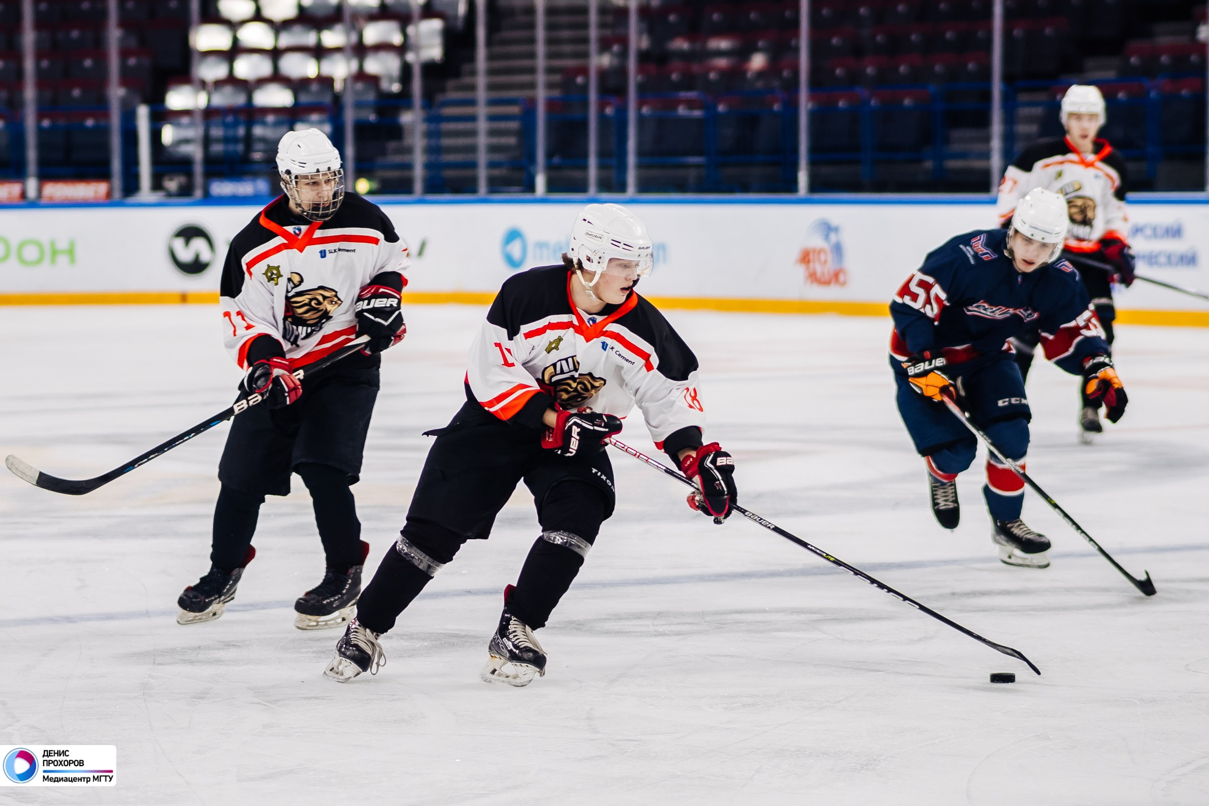 Чемпионат СХЛ // 04.02.2024. Денис Прохоров Фотограф в г. Магнитогорск