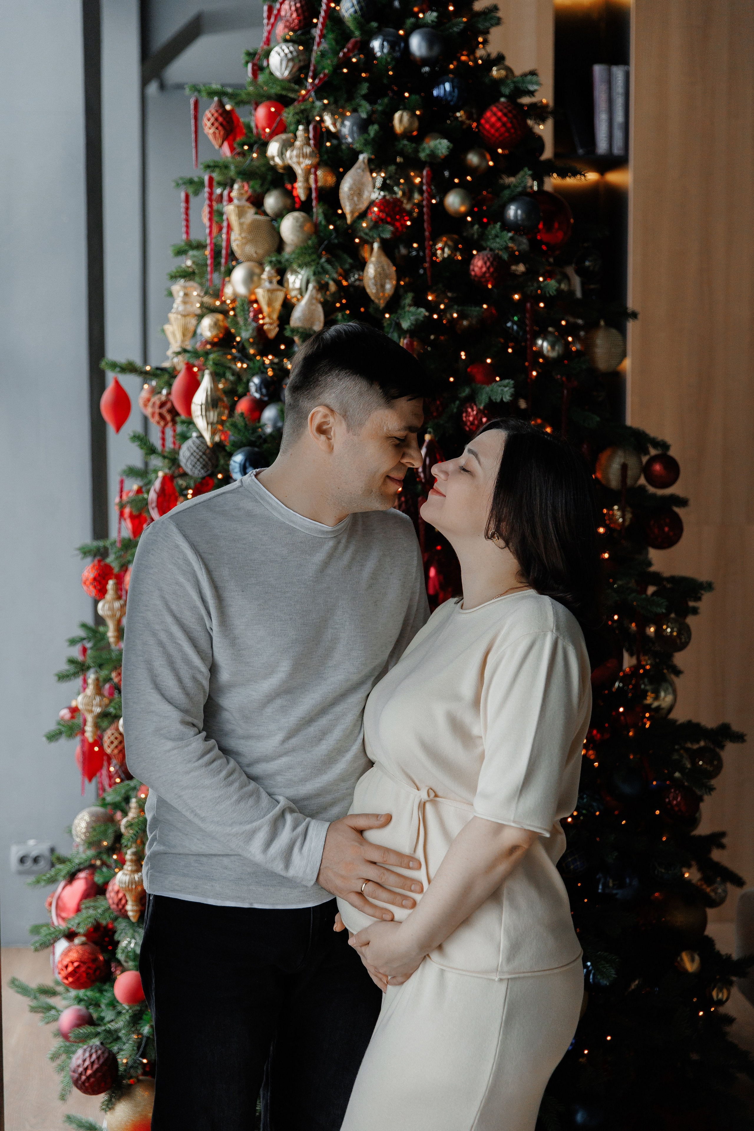 Фотосессия беременности, фотостудия Мимика. Фотограф Александра Сыщенко