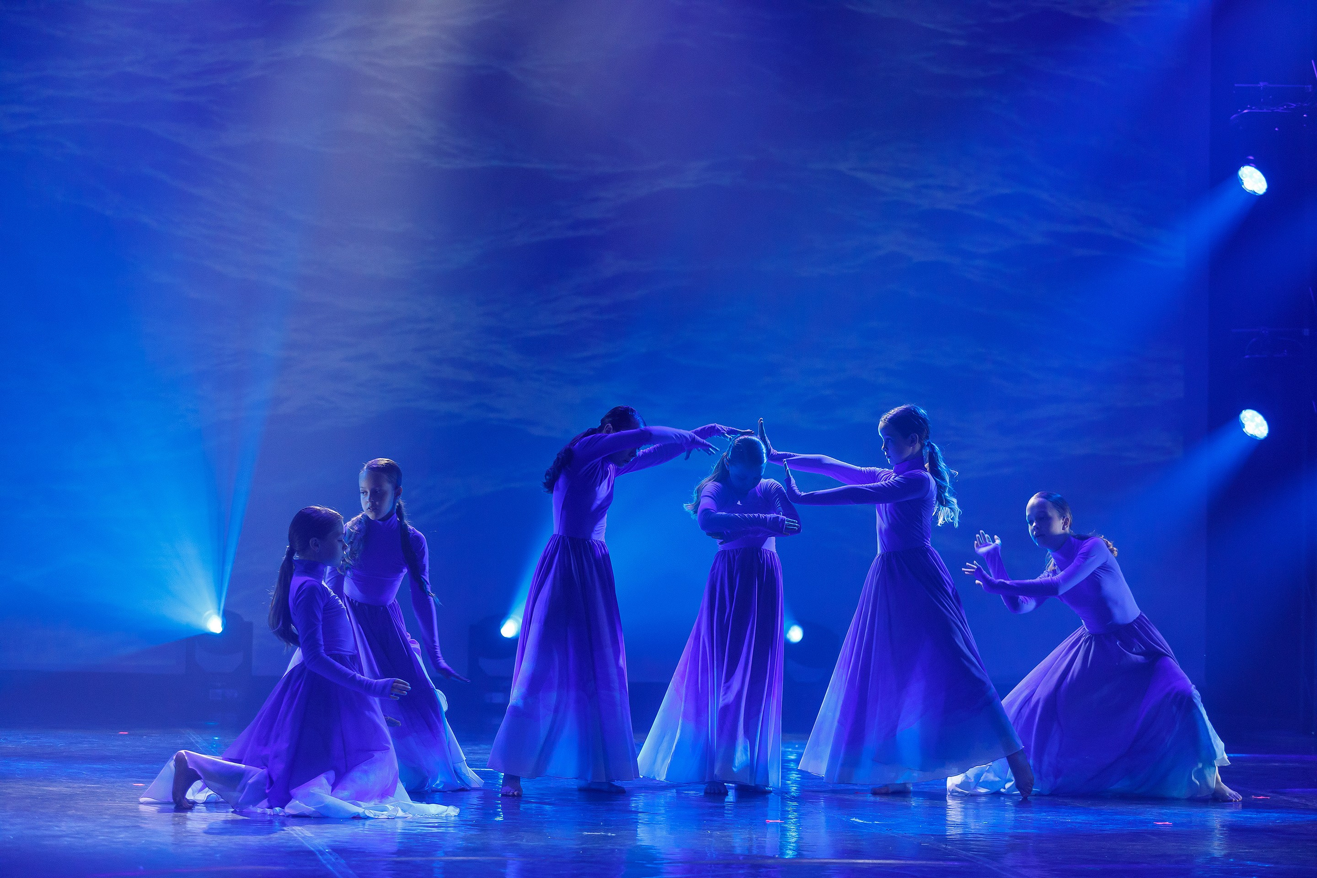 Репортажная фотосъемка отчетного концерта. Профессиональный фотограф в Новосибирске