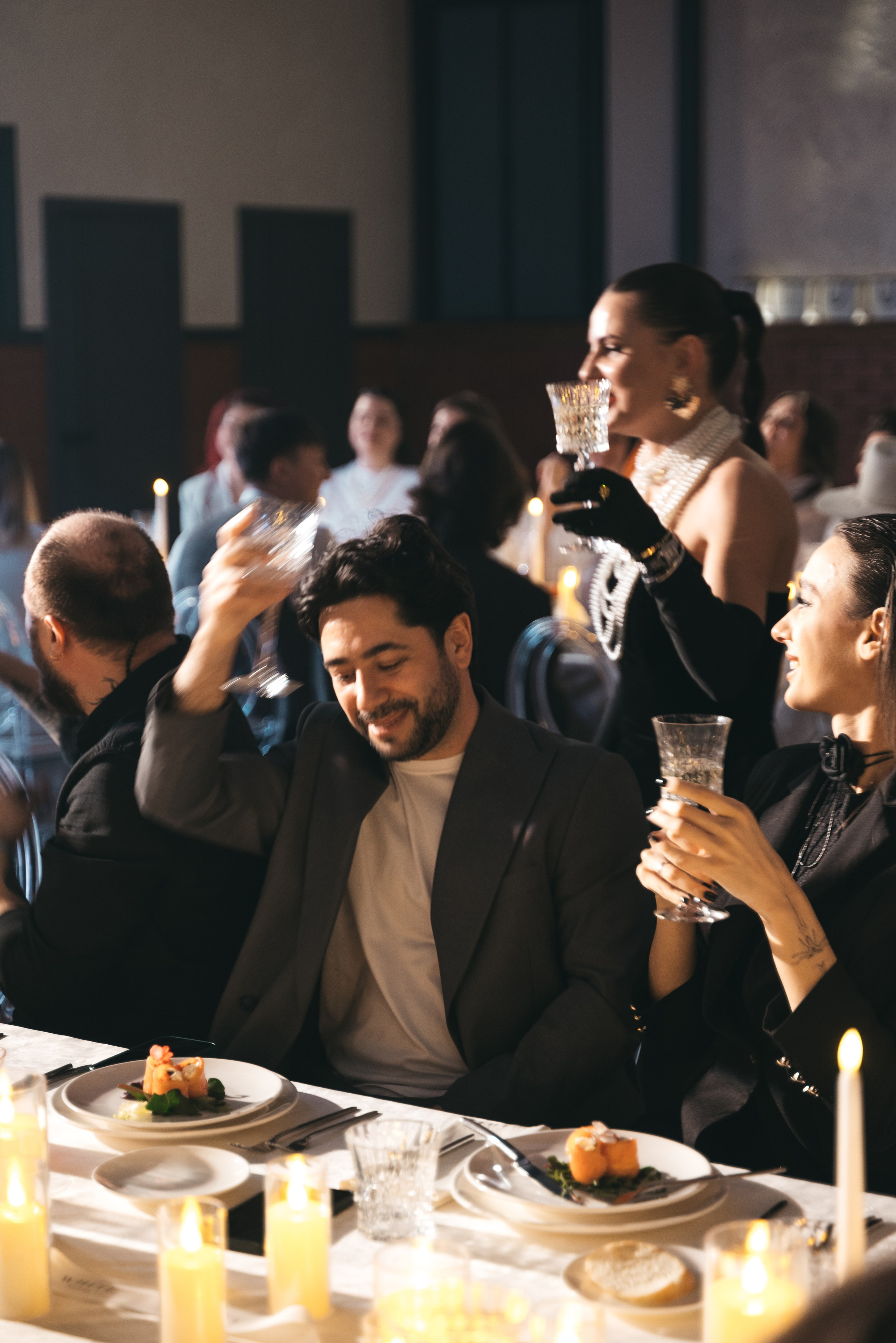 WhiteRoom Pre-wedding. Репортажный и свадебный фотограф в Сургуте