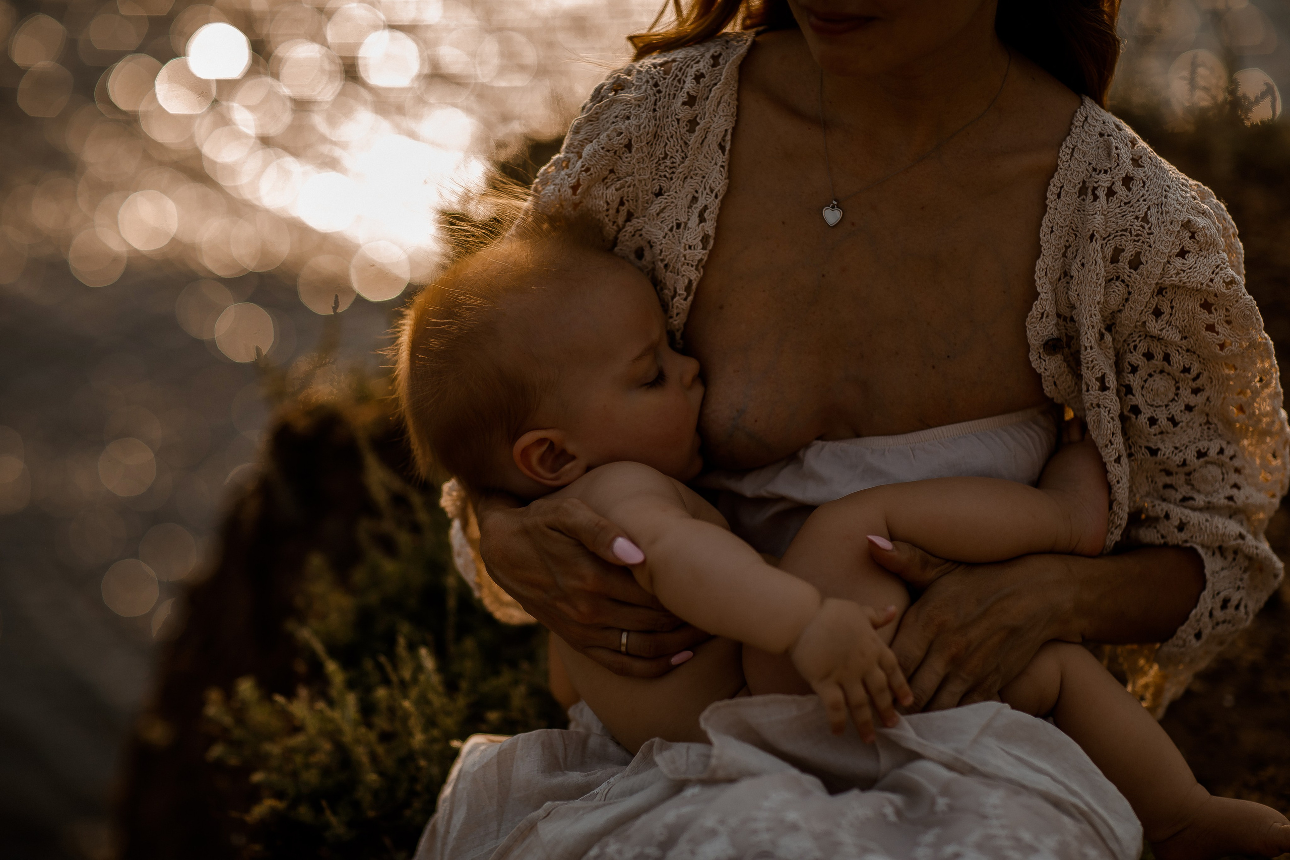 Грудное кормление. Фотограф материнства и таинства кормления Екатерина Кузьмин