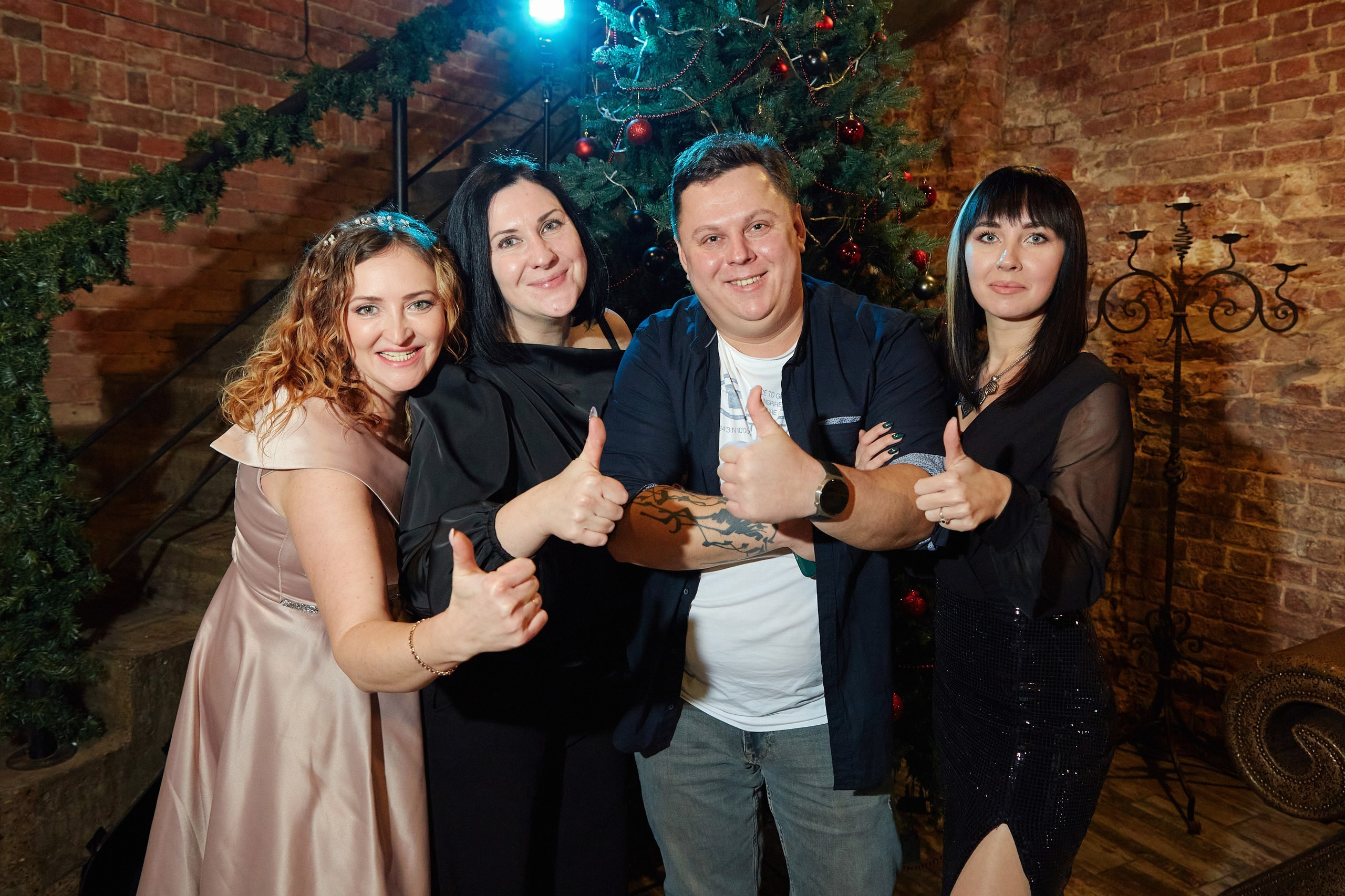 Компания Clarity / Пространство HIDE. Антон Артюшин, портретный фотограф. Москва