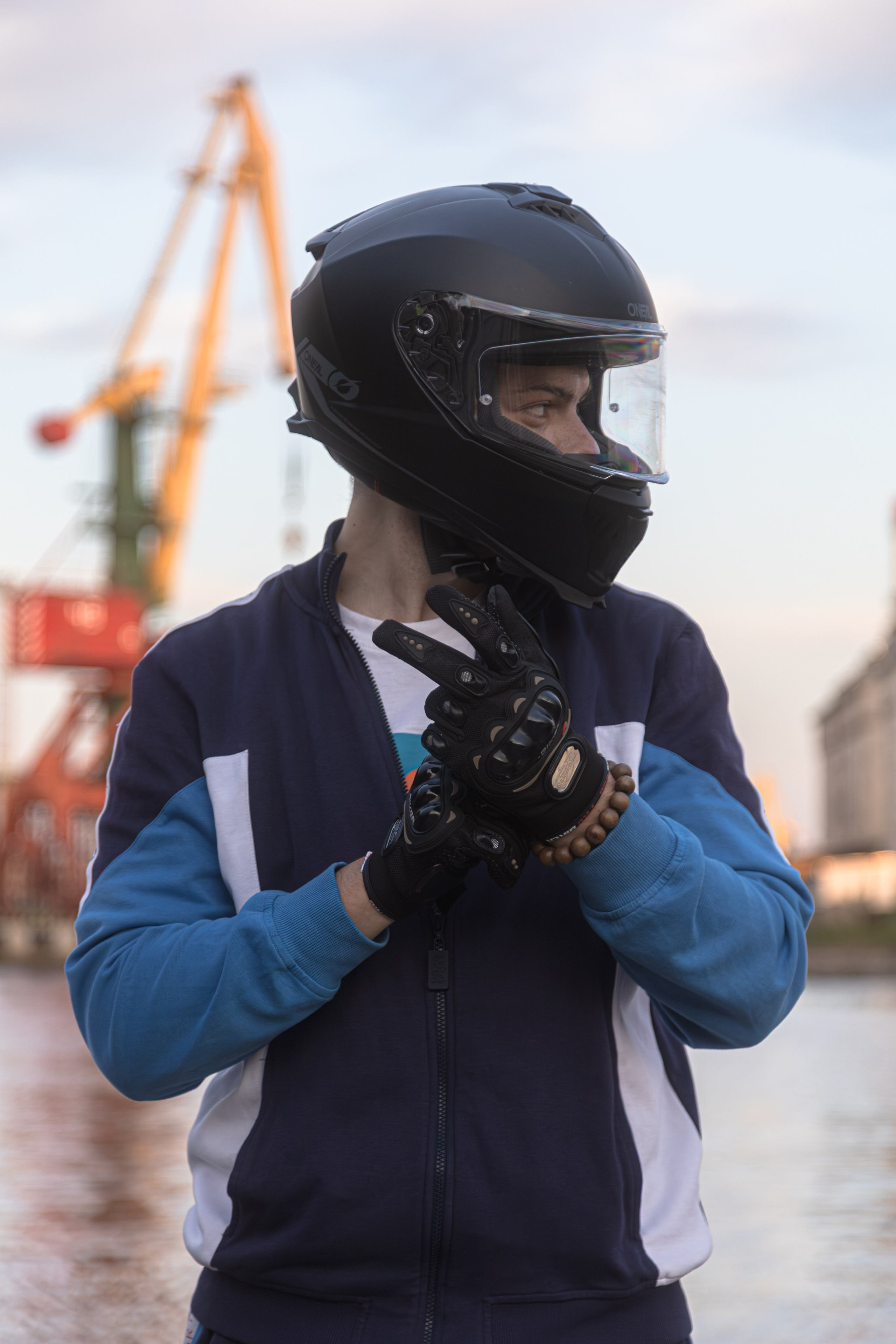 Daniil R. — Digital Noise —