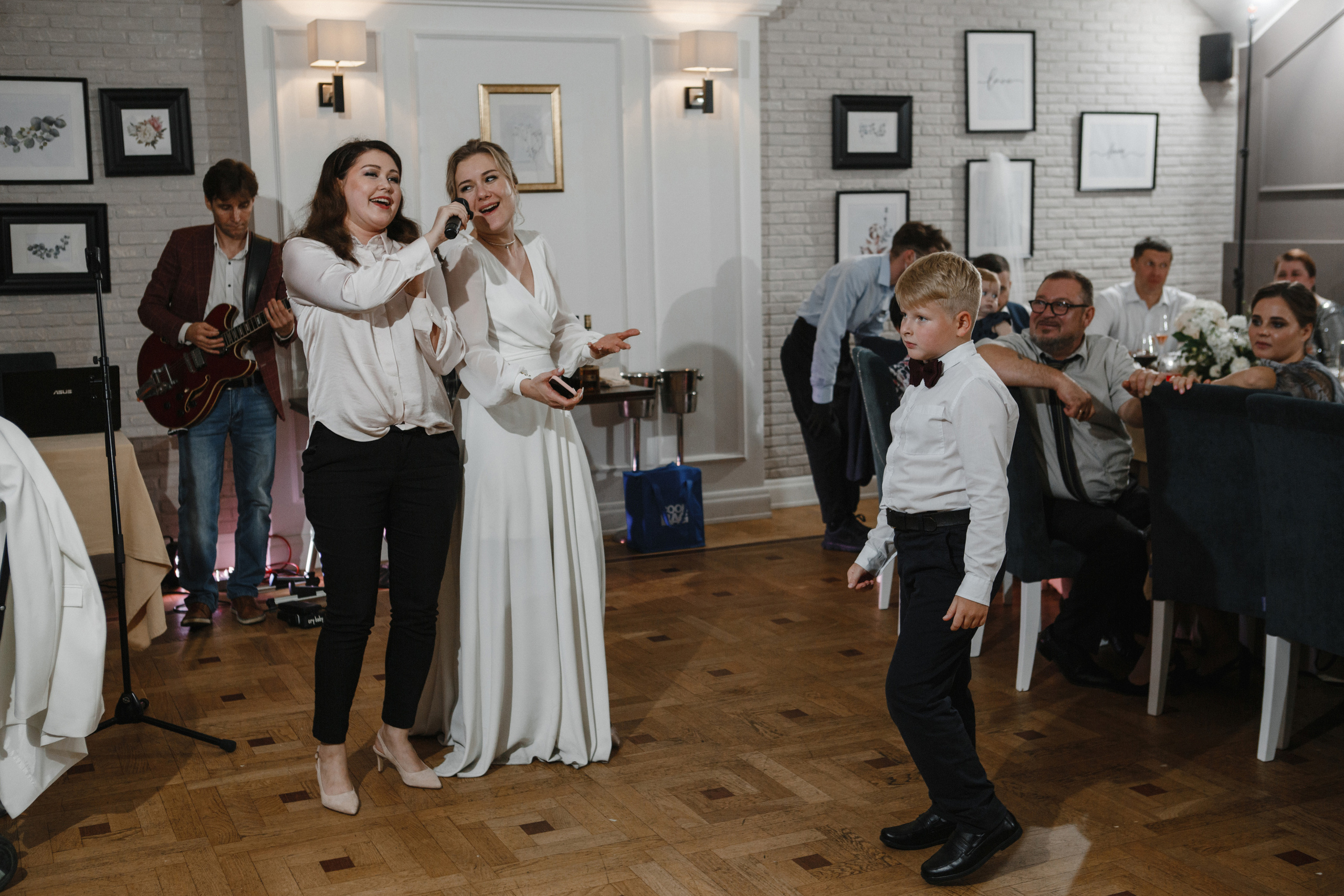 Love the memories. Galina and Nikita Bykovets, a wedding photographer and videographer duo in Germany