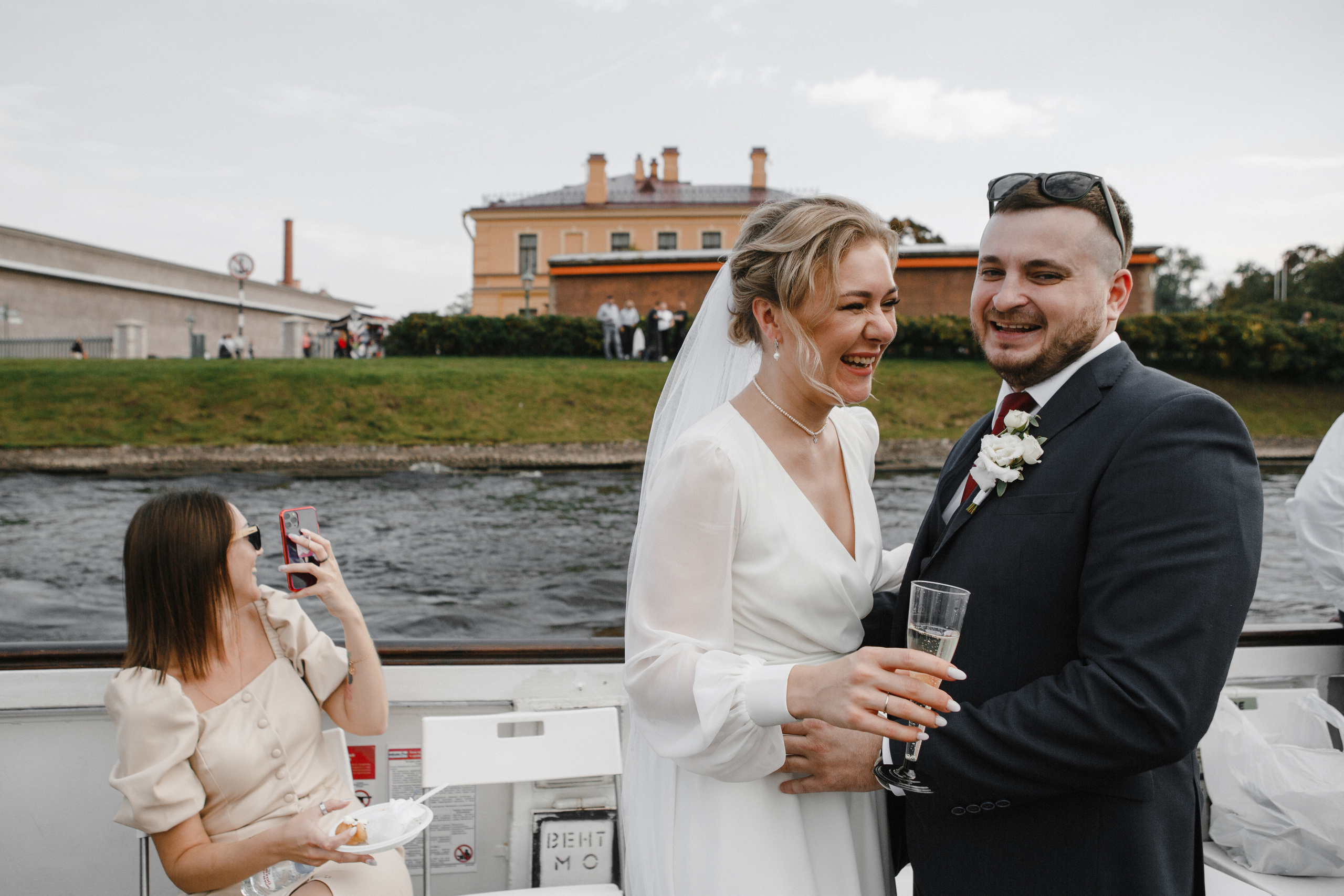 Love the memories. Galina and Nikita Bykovets, a wedding photographer and videographer duo in Germany