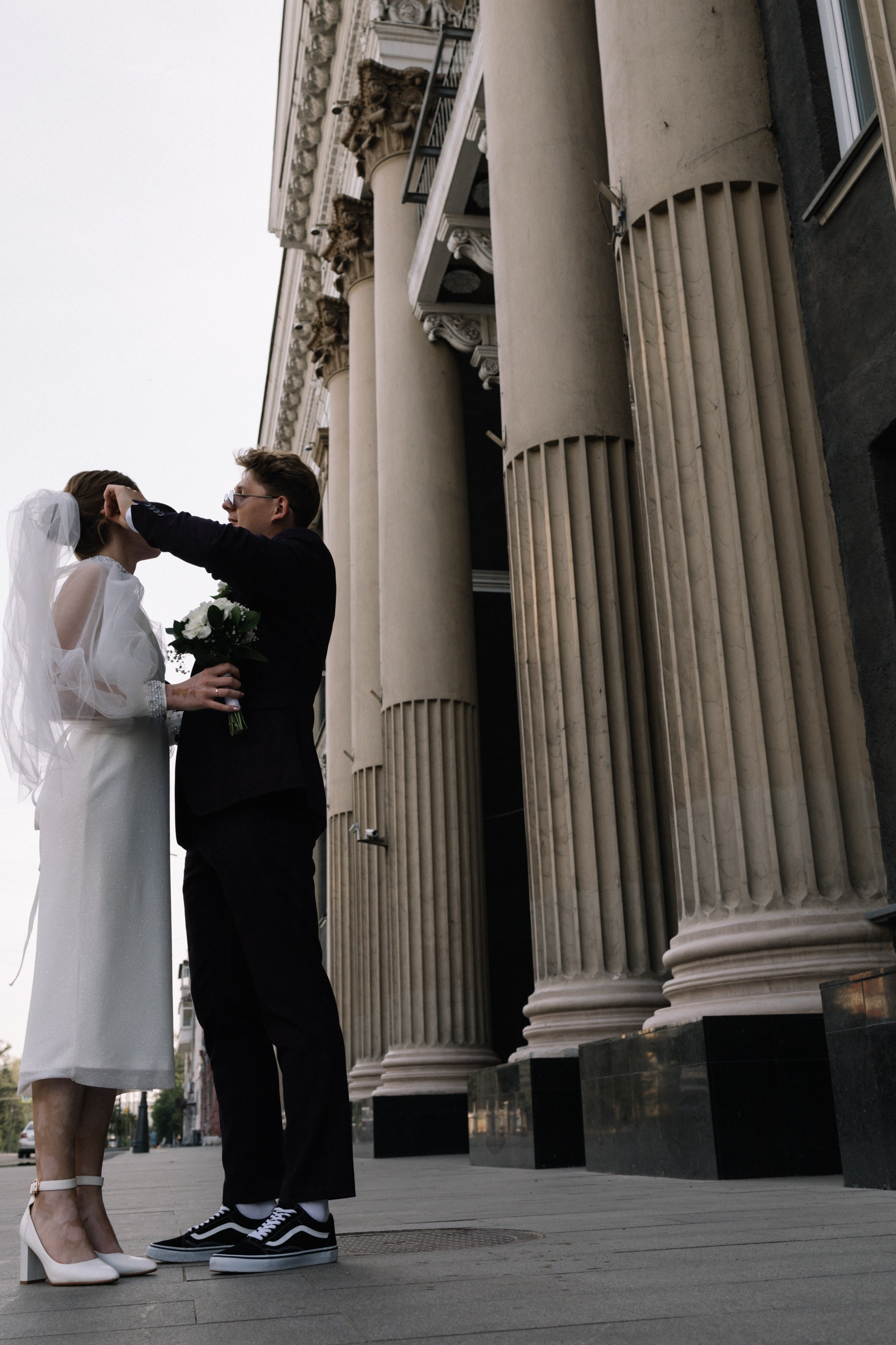 Владислав и Юлия Вечерняя прогулка по городу. Свадебный Фотограф в Иркутске Екатерина Елисеева