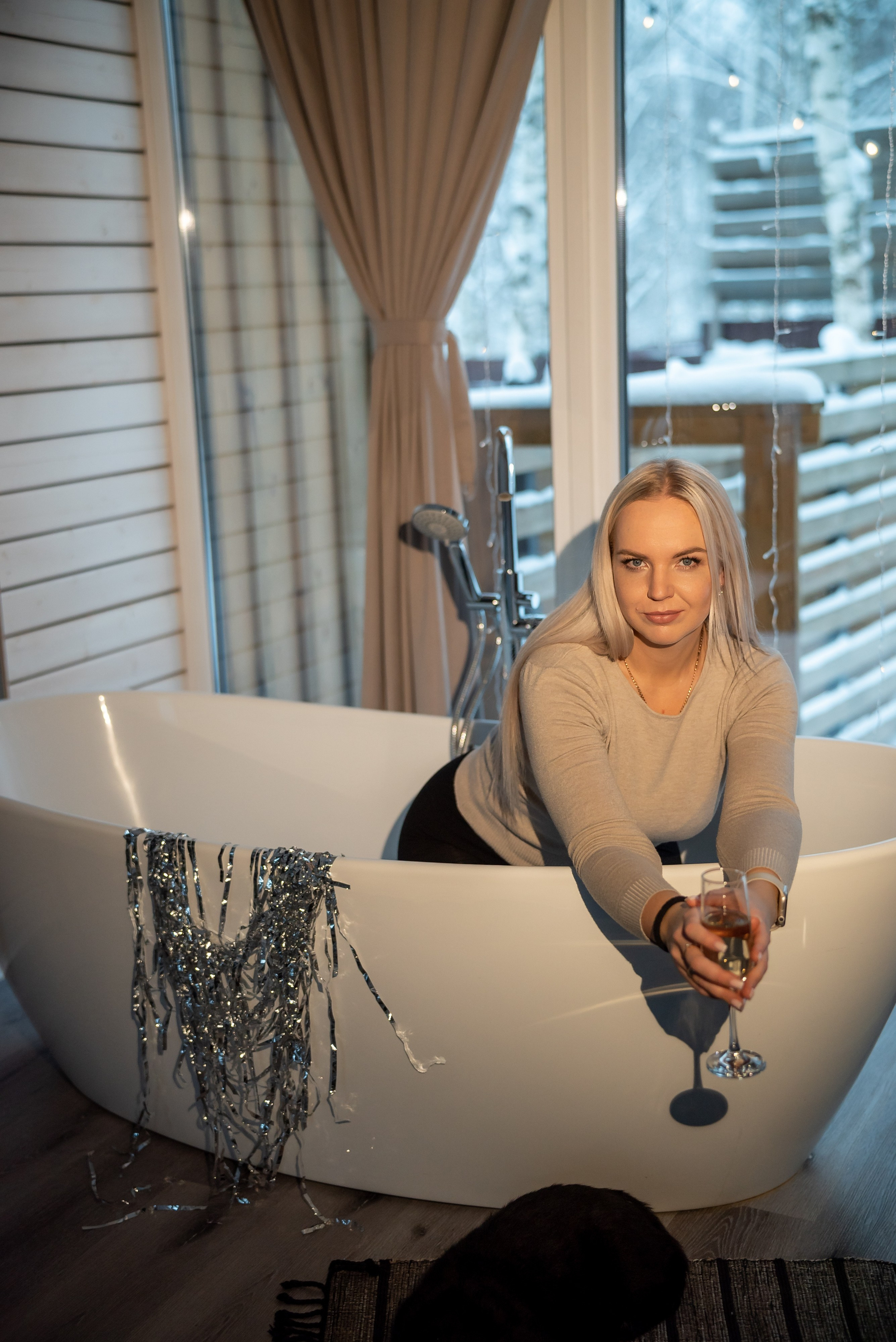 Мария с семьёй в глэмпинге Ильино. Портретный, семейный, свадебный фотограф. Бизнес, контент съёмка. Тула