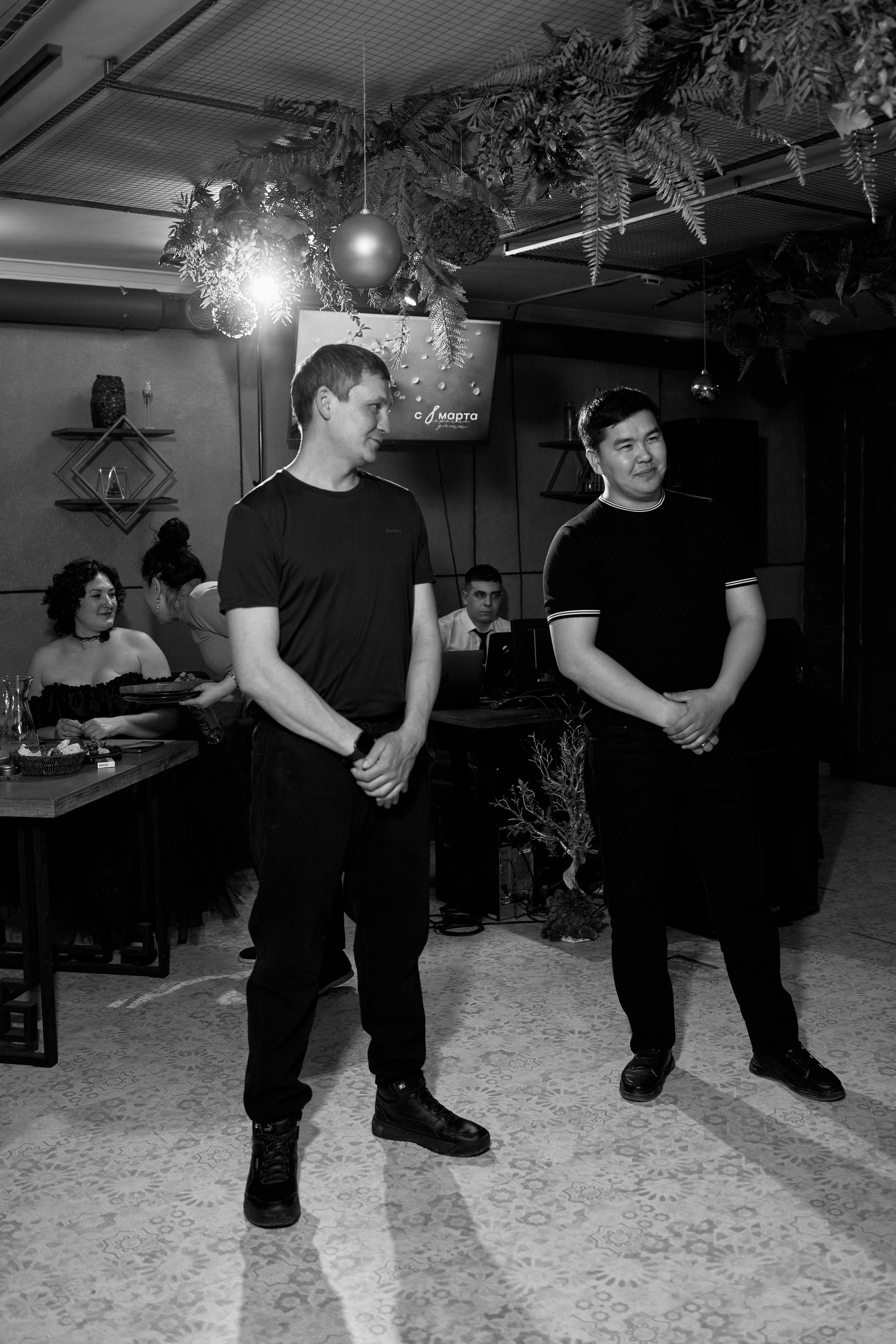 MAXIM & DAMIR | FOREST BAR | 8 МАРТА! 2-й вечер. Главная