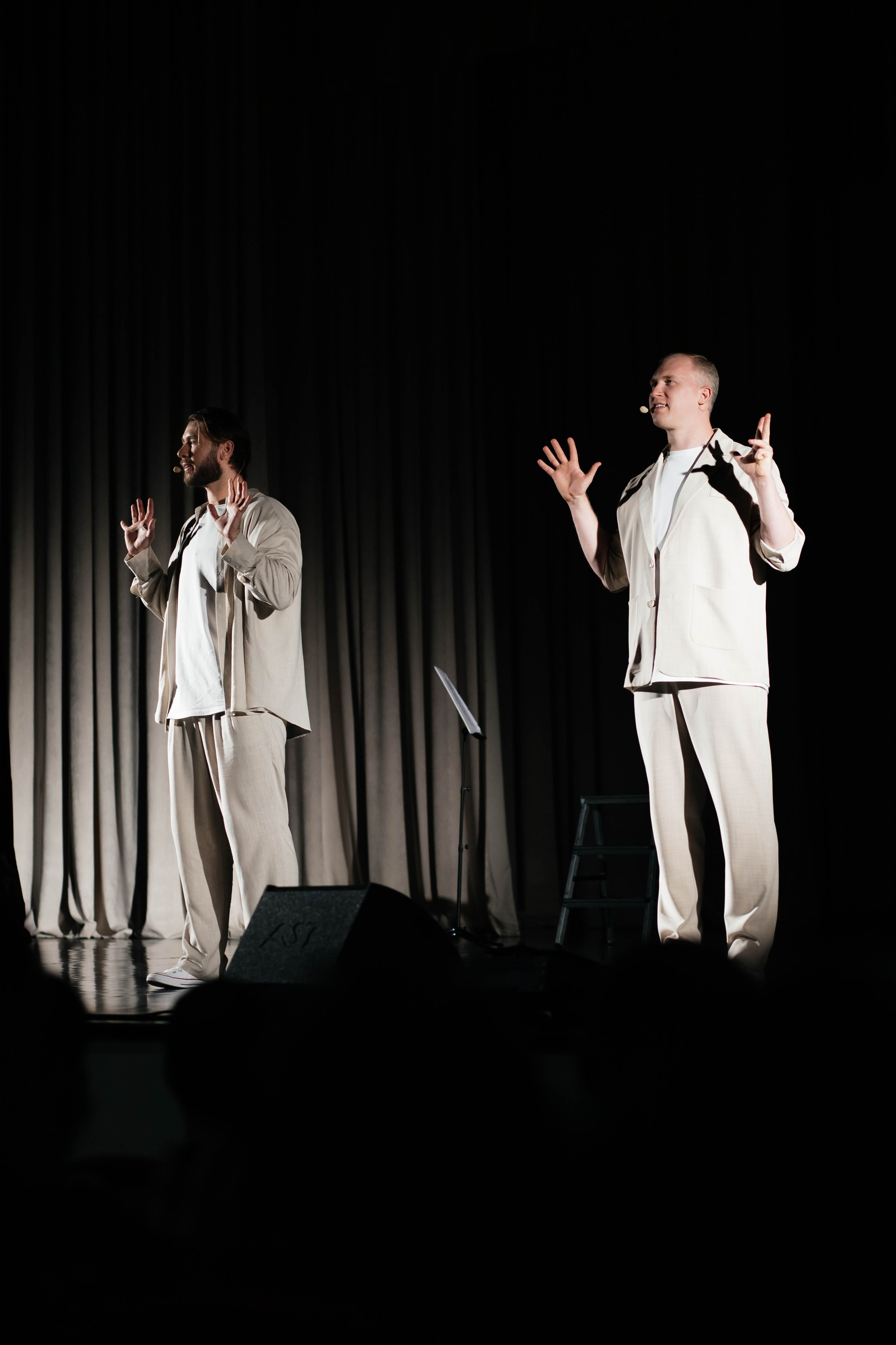 НИТЬЯ " В объятьях неба». Женский фотограф в Оренбурге Ирина Заводчикова