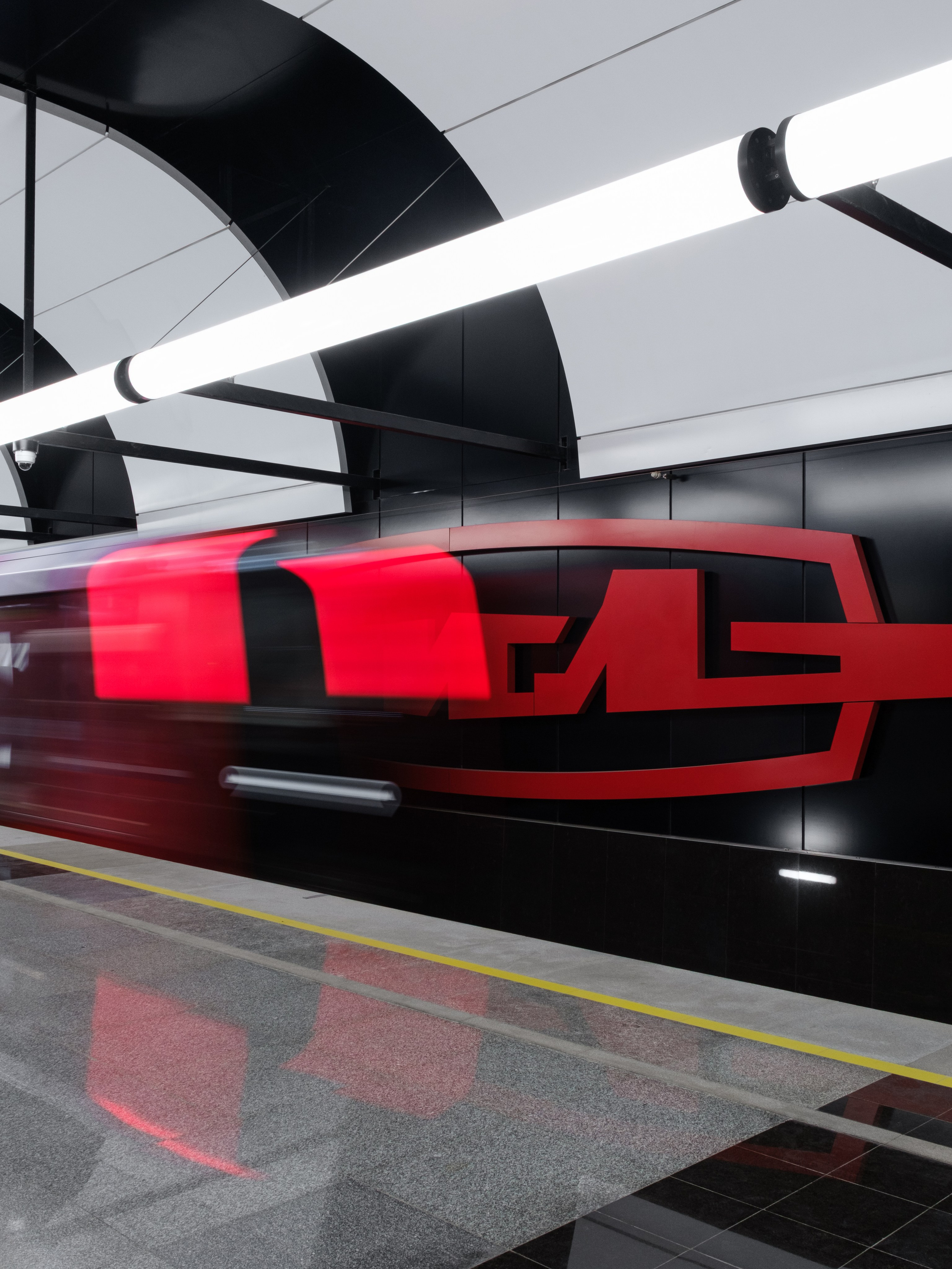 Станция метро ЗИЛ. Михаил Мулач | Архитектурный фотограф