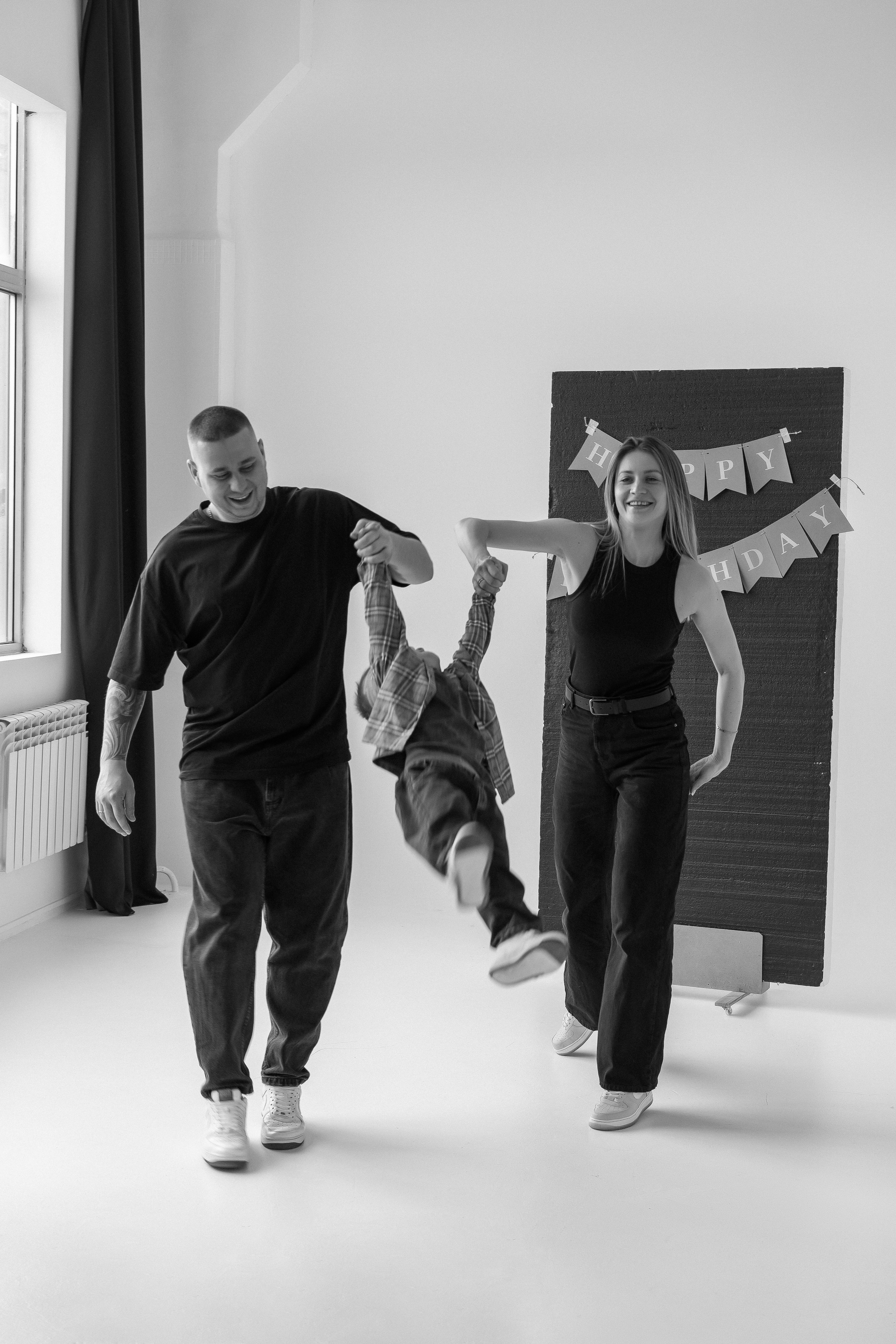 Мир для троих. Моменты и истории о вас настоящих