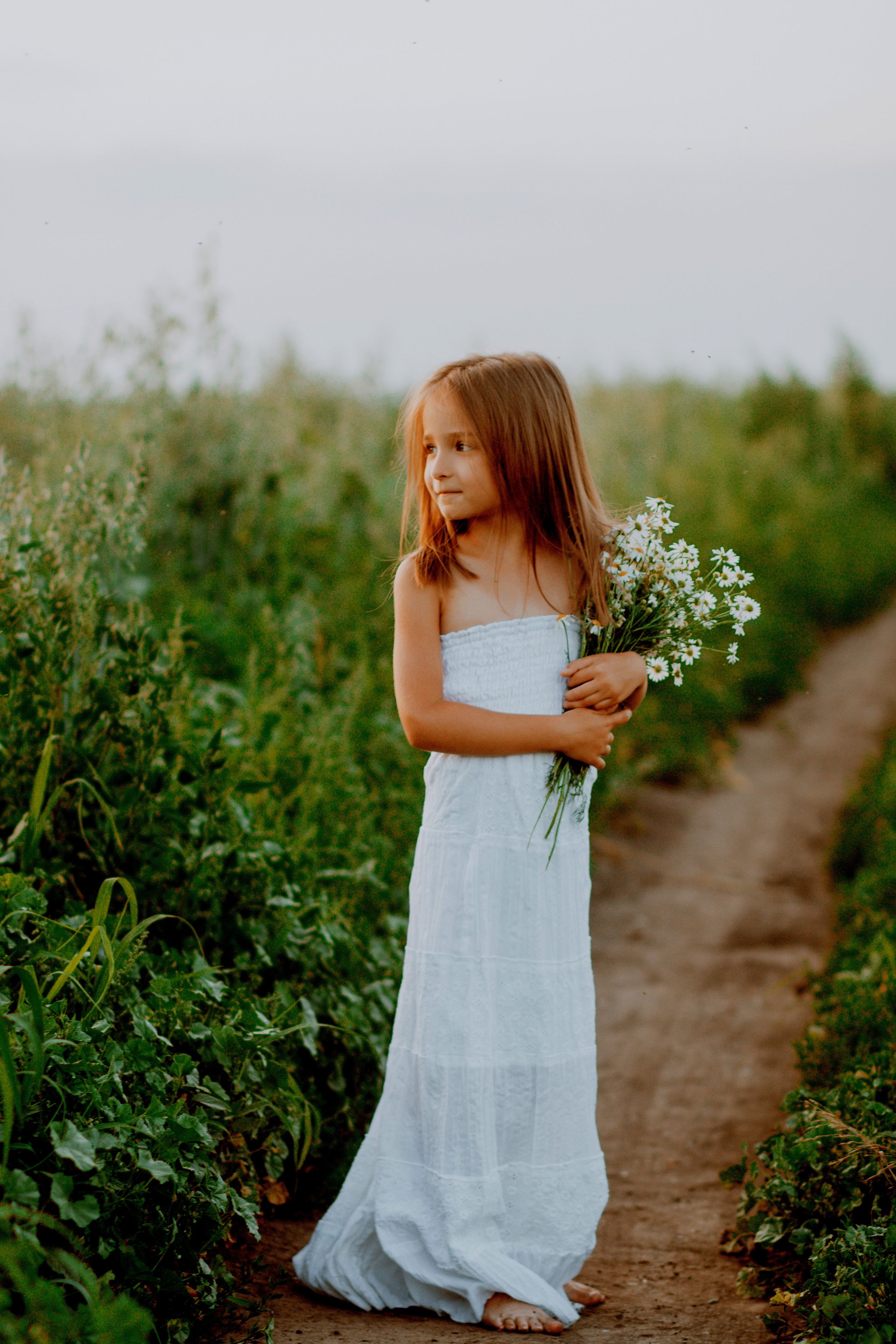 Девочка в ромашках. Семейный фотограф в Рязани Харламова Влада