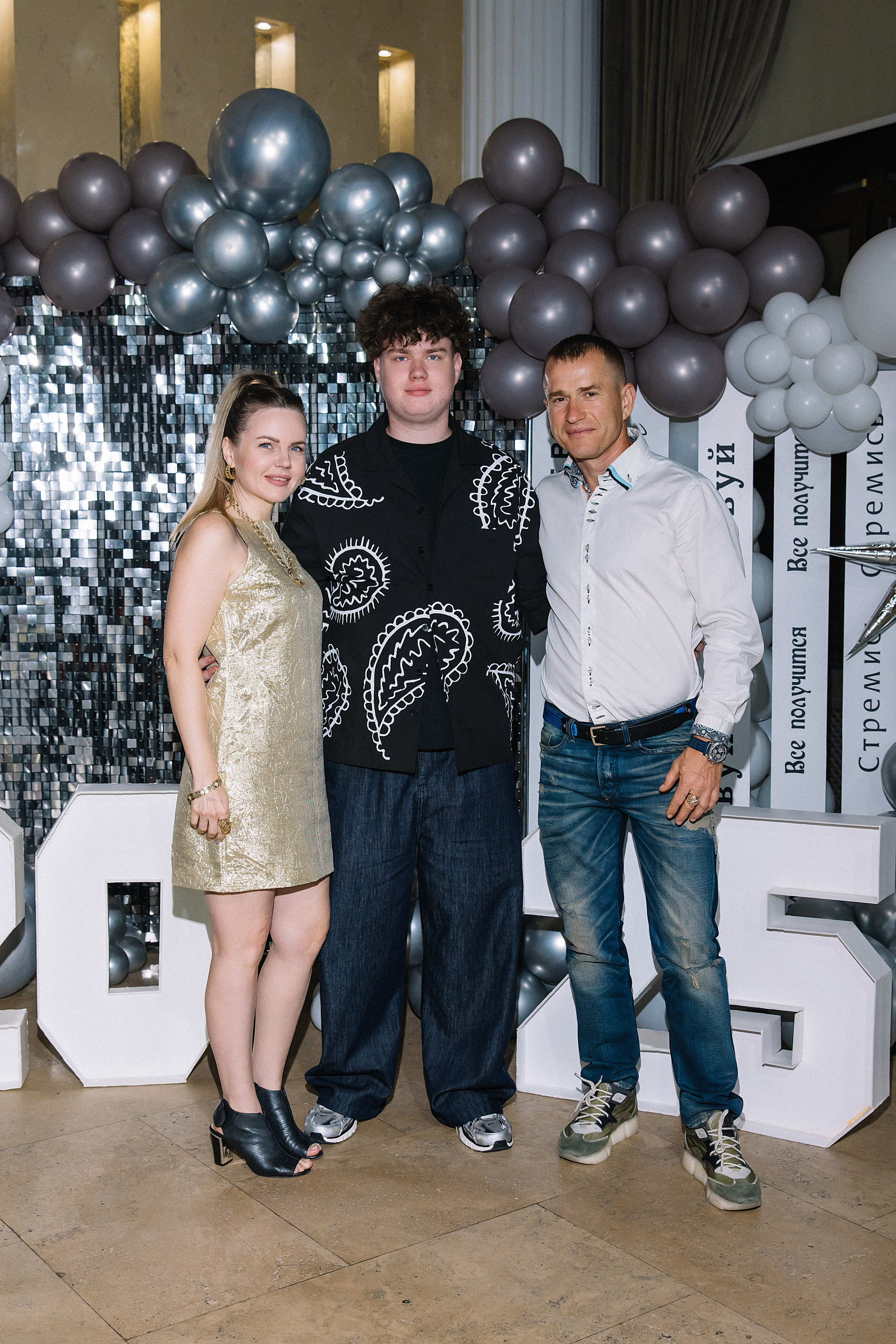 11 класс Гимназия 82. Фотограф и Видеограф в Краснодаре Юлия Солодченко