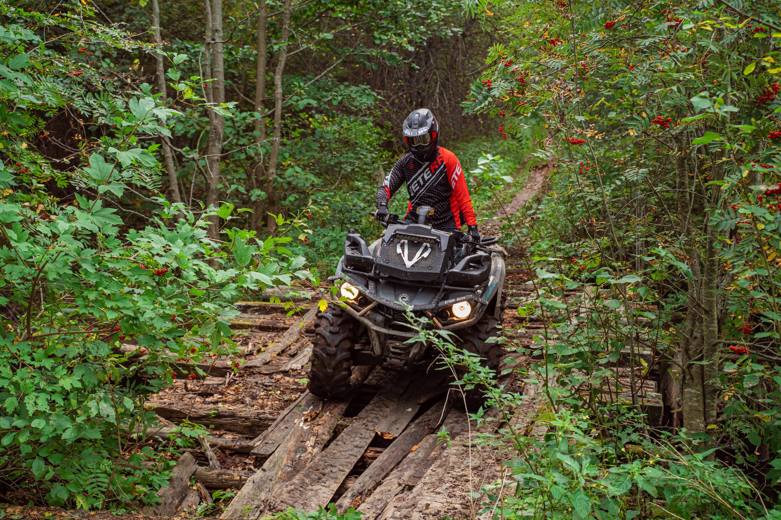 Квадровыезд —спортивный репортаж в Ленинградской области. Свадебный, семейный, портретный, репортажный фотограф в Санкт-Петербурге