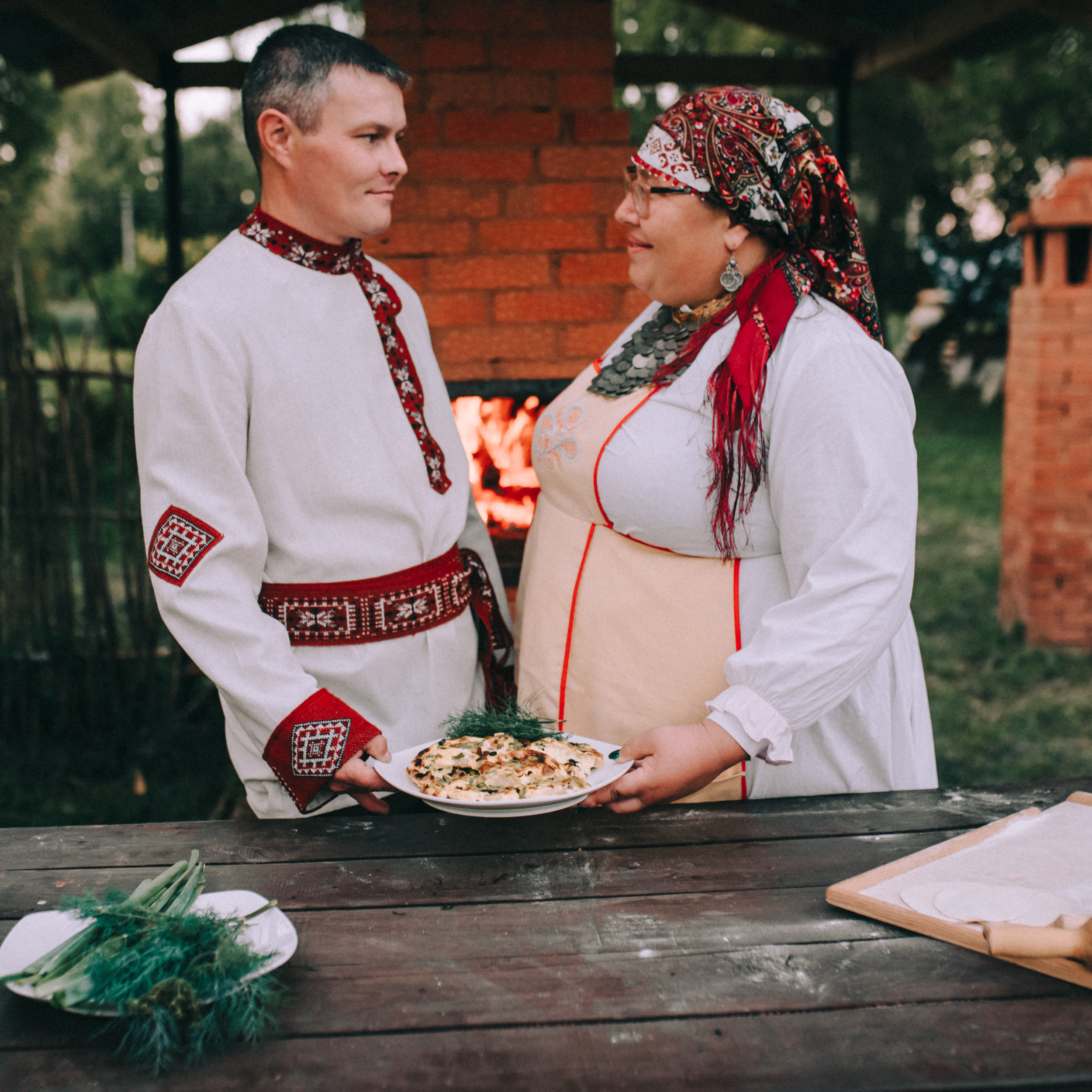 Лав стори. Пекут перепечи. Фотограф Игорь Гуменников Удмуртия Шаркан