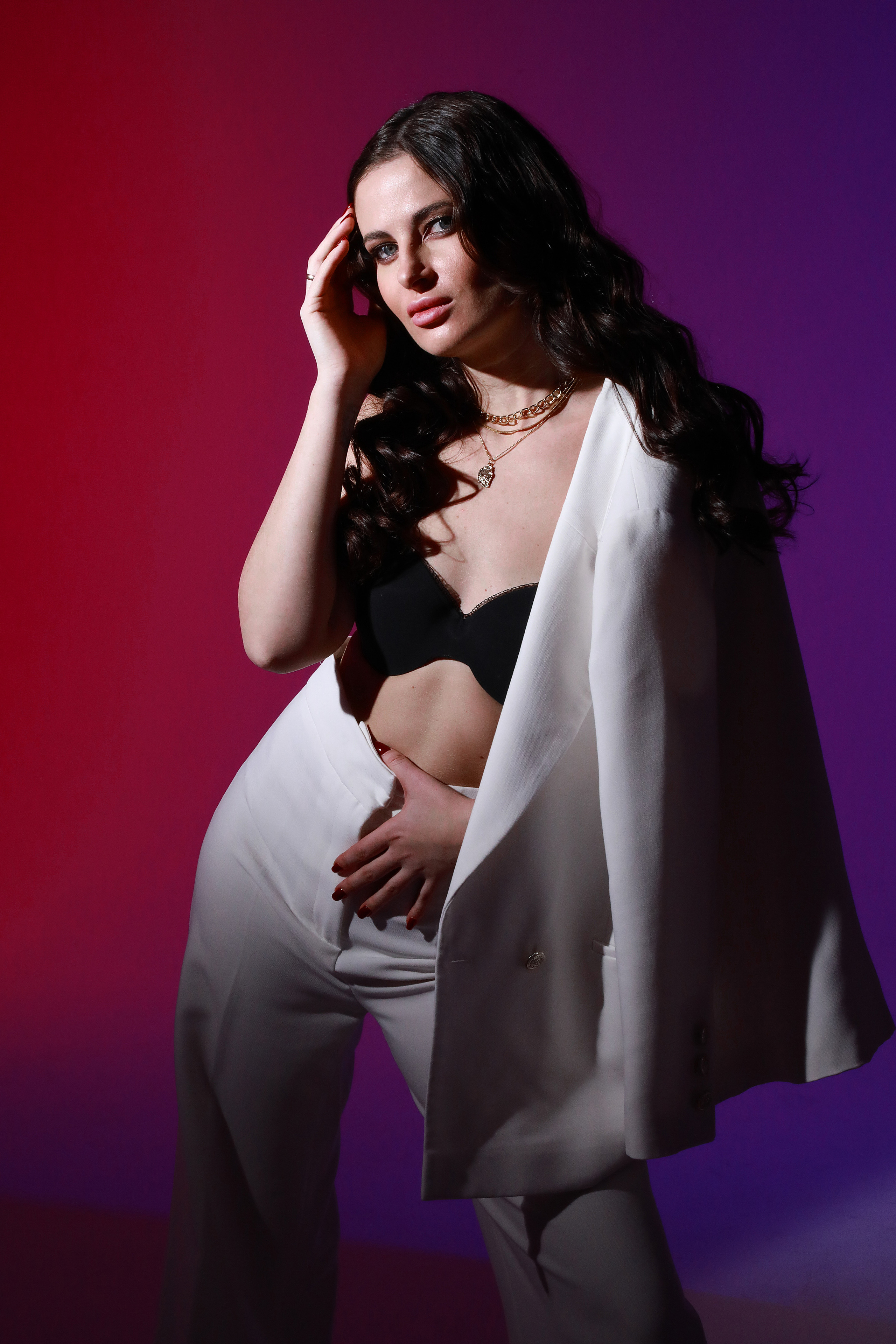 Фотосессия с цветными световыми схемами. Портретный и свадебный фотограф в Туле