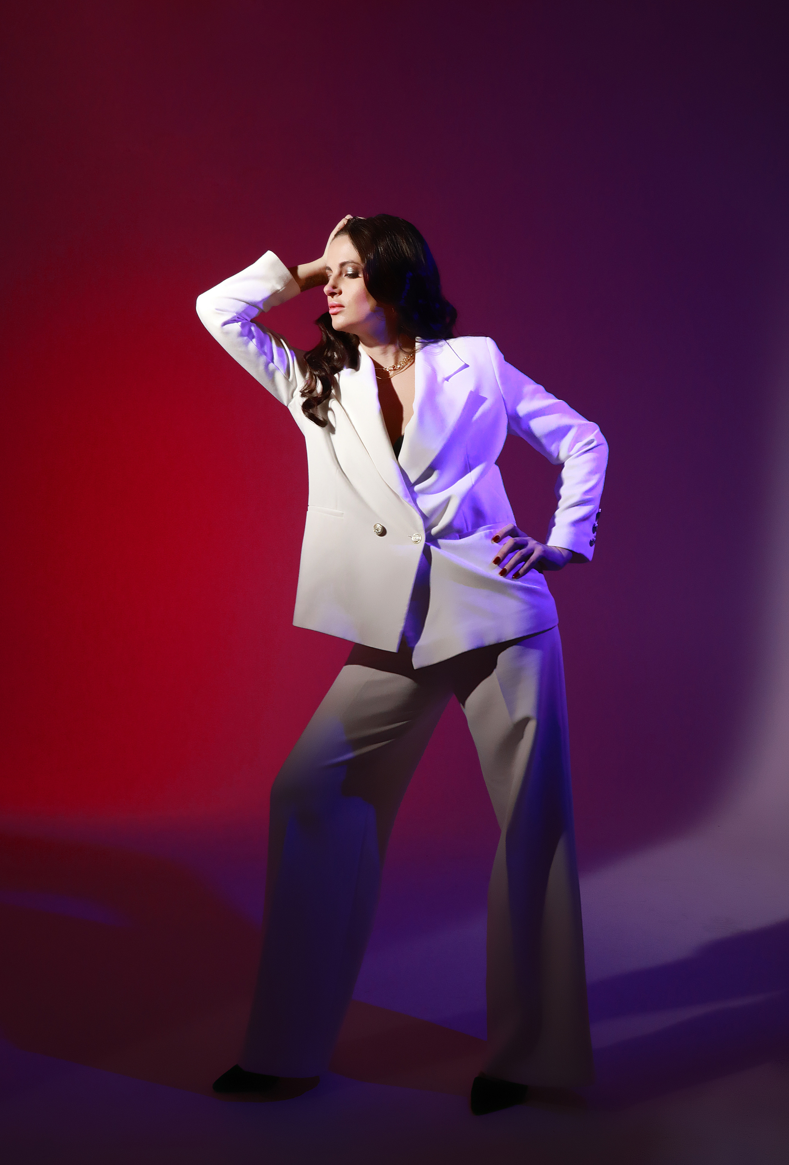 Фотосессия с цветными световыми схемами. Портретный и свадебный фотограф в Туле