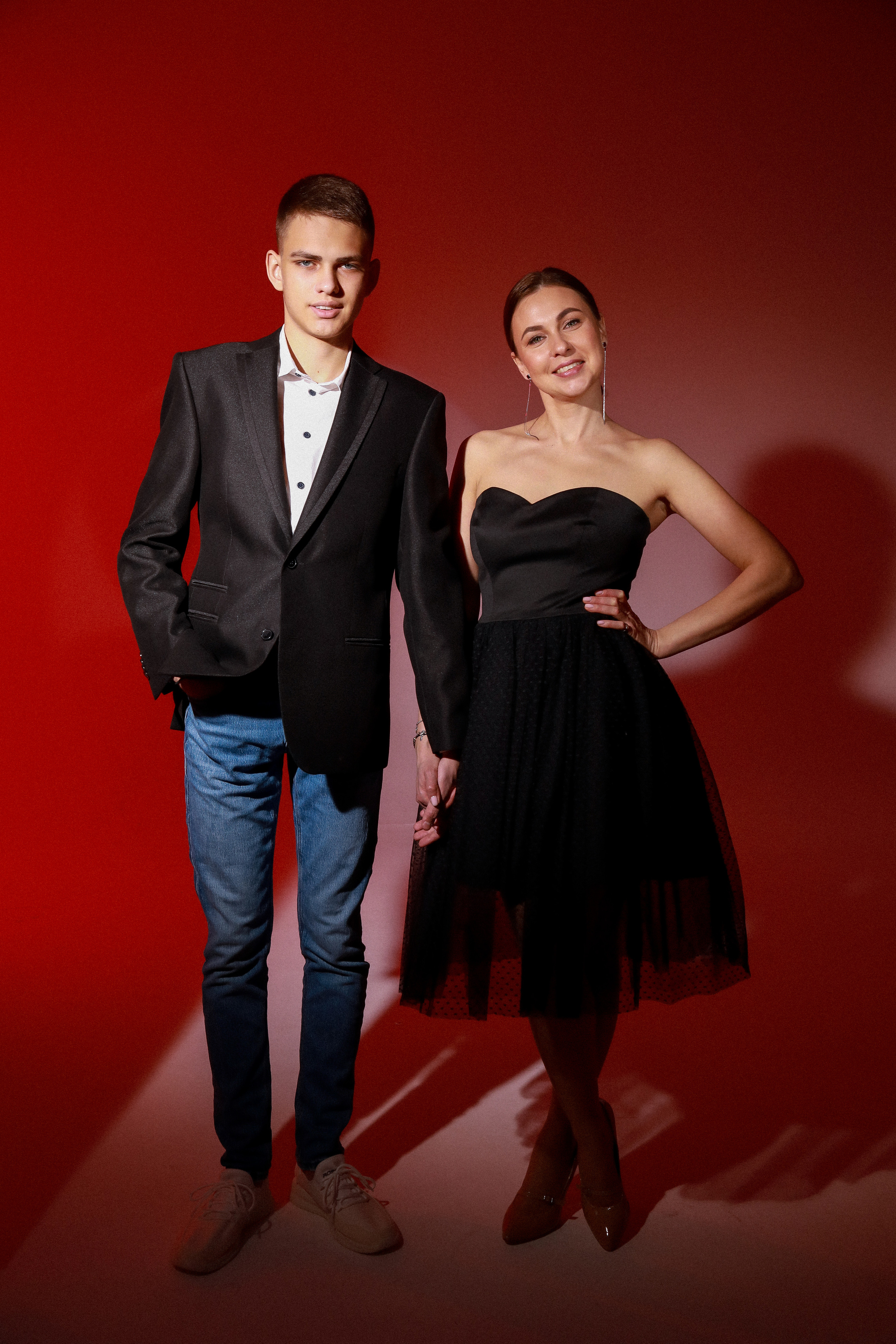 Фотосессия с цветными световыми схемами. Портретный и свадебный фотограф в Туле