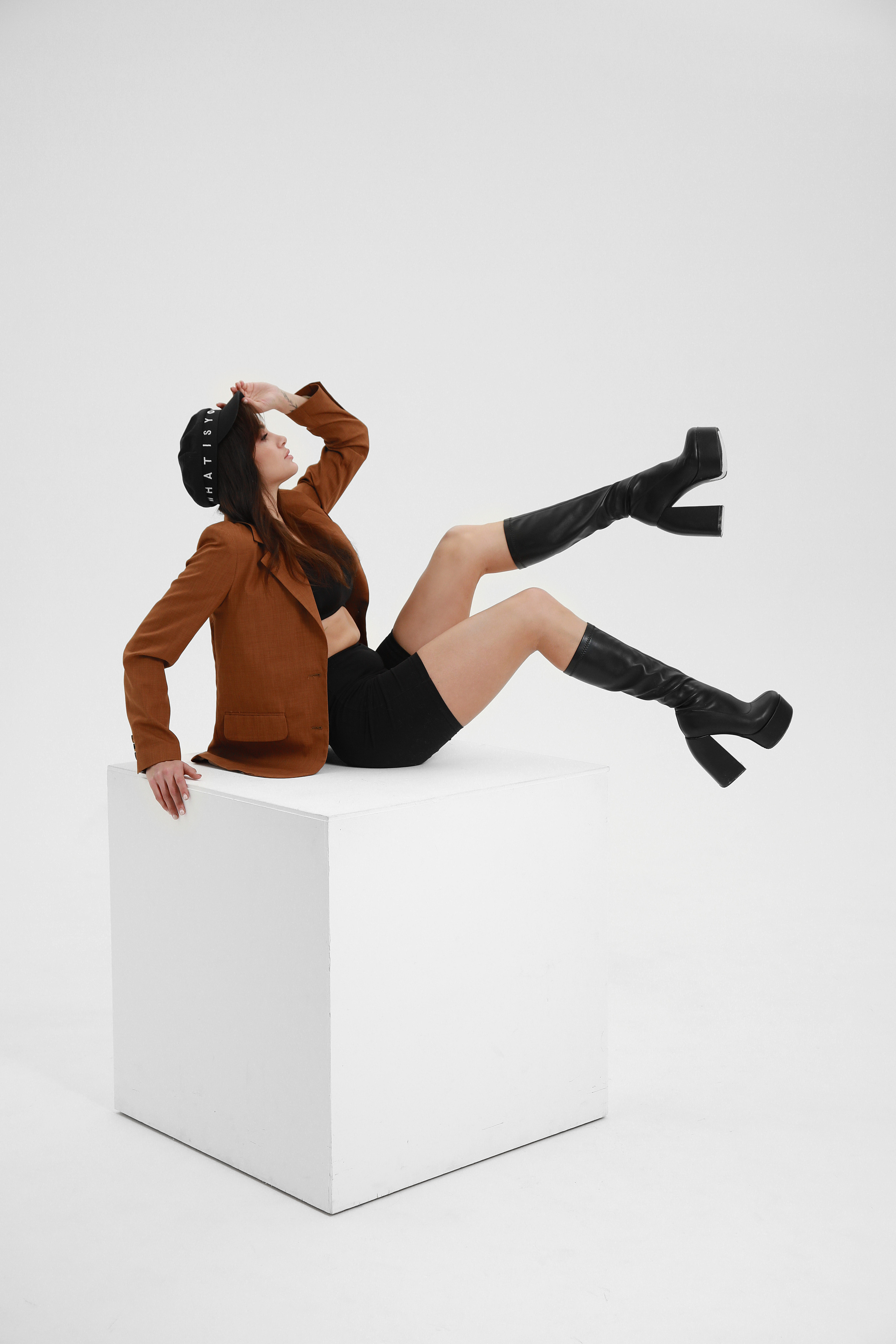 Фотосессия на циклораме. Портретный и свадебный фотограф в Туле