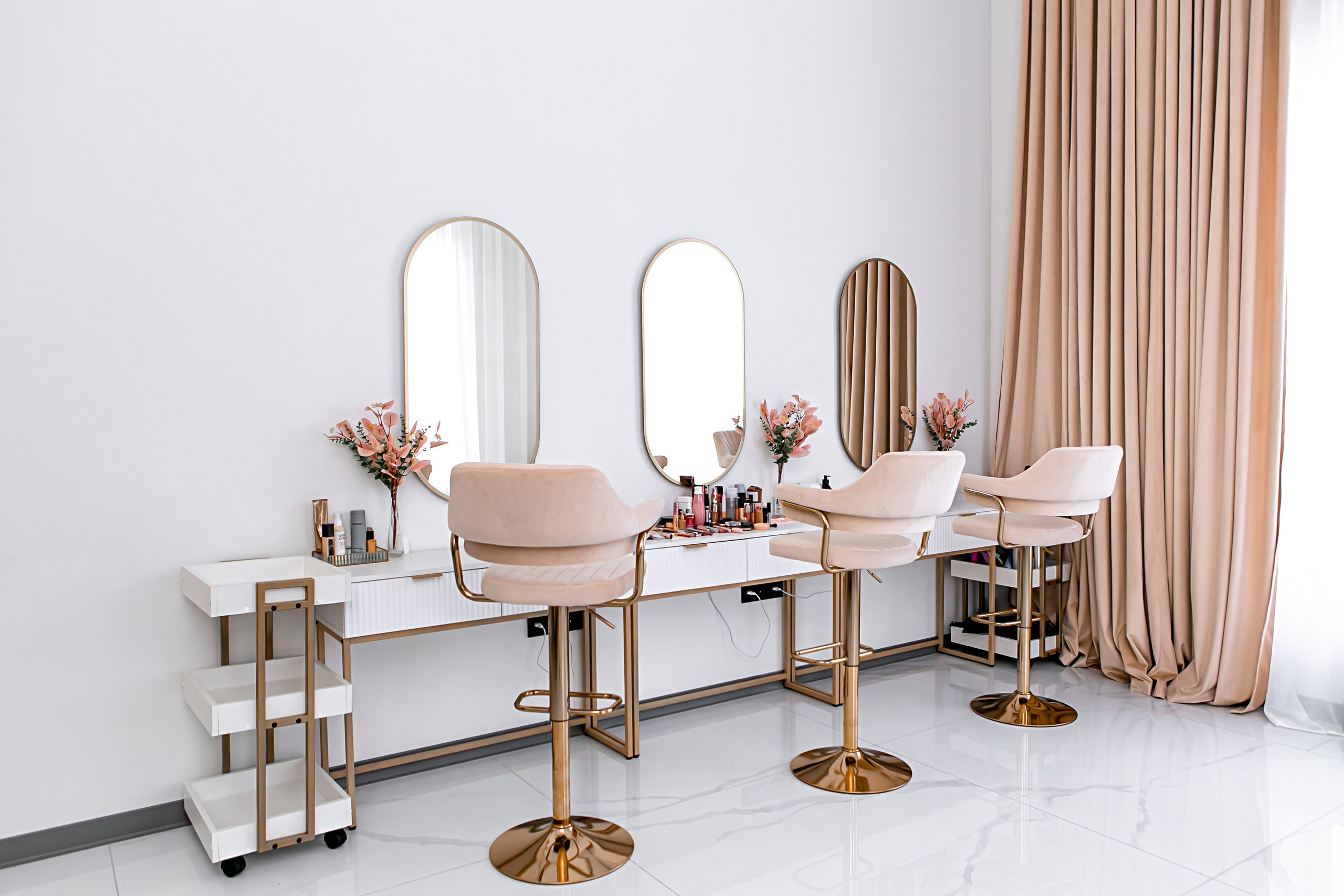 Банкетный зал Grand Holl. Контент фотограф, съемка для маркетплейсов, фуд съемка и репортажи в Новосибирске Ралия Галеева