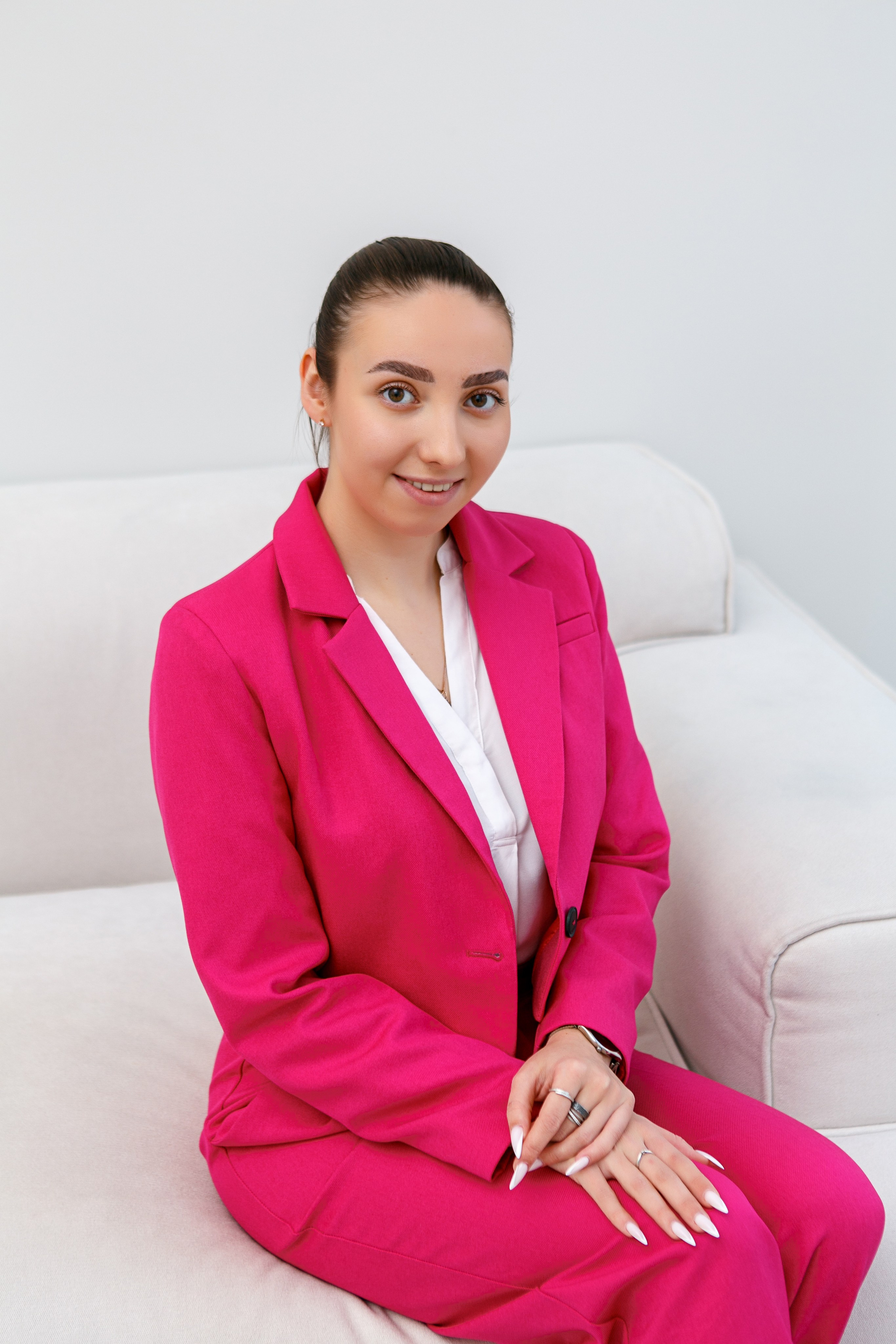 Корпорация LiVest. Контент фотограф, съемка для маркетплейсов, фуд съемка и репортажи в Новосибирске Ралия Галеева