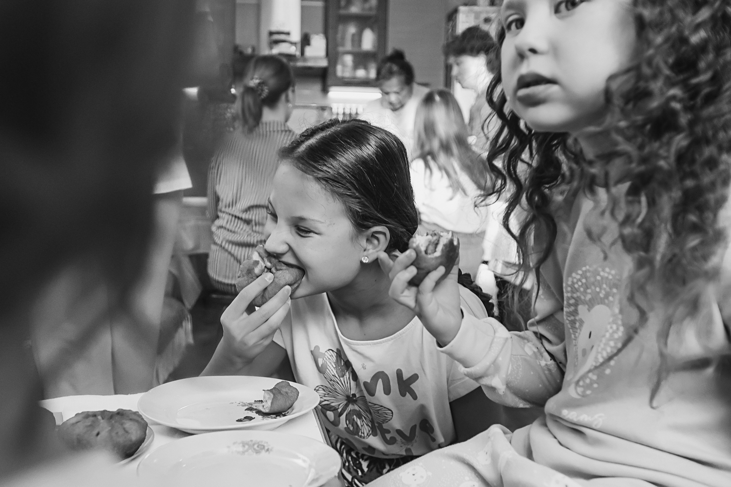 Большая семья репортаж. Семейный фотограф Тюмень, фотограф на роды Салмина Мария