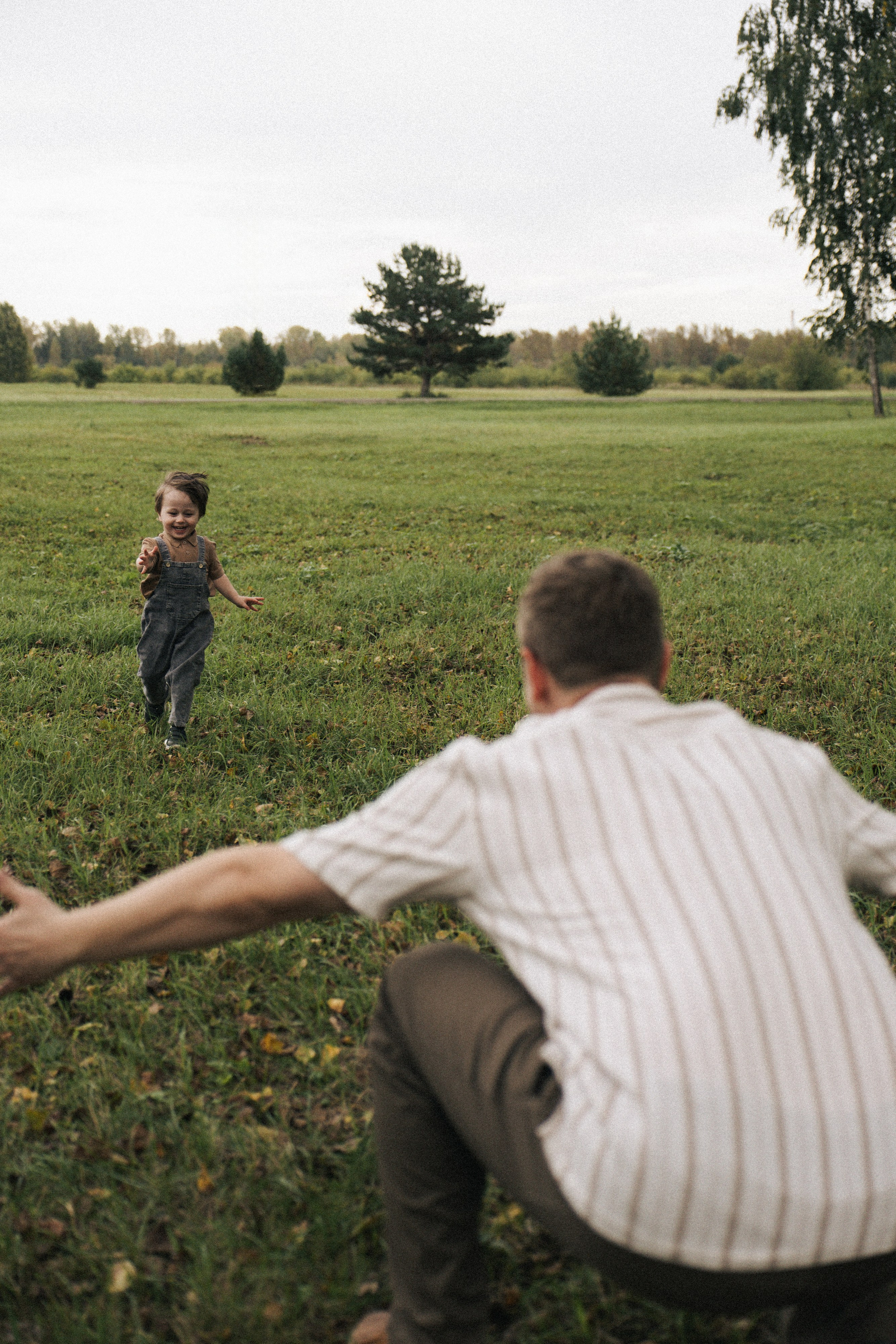 Семейная история на природе. Индивидуальные, семейные съемки, love story съемки фотограф в Красноярске Ирина Белова