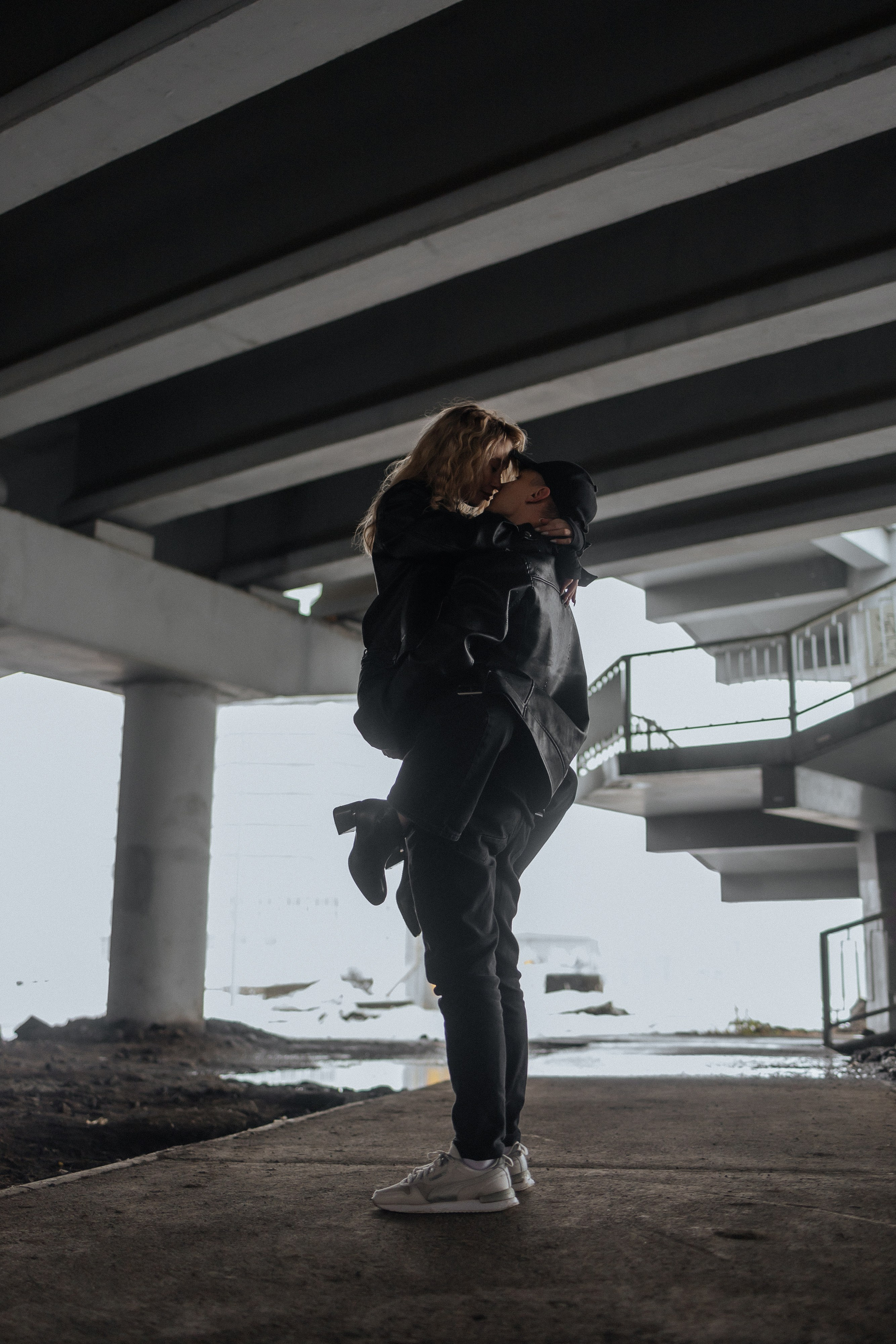 Мосты: Андрей и Ксения. Фотограф свадебный, репортажный, индивидуальный, фото для маркетплейсов, брендов, автосалонов