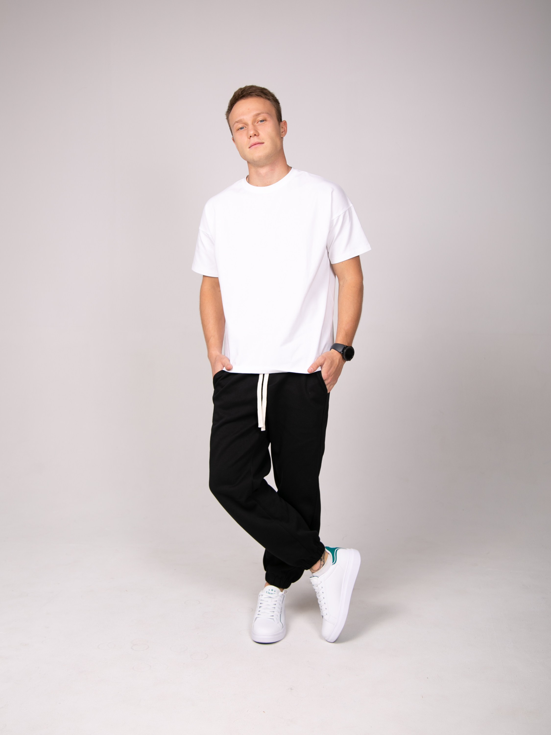 Егор. Съемки для маркетплейсов, фотосессии для Wildberries, Ozon. Люберцы, Москва