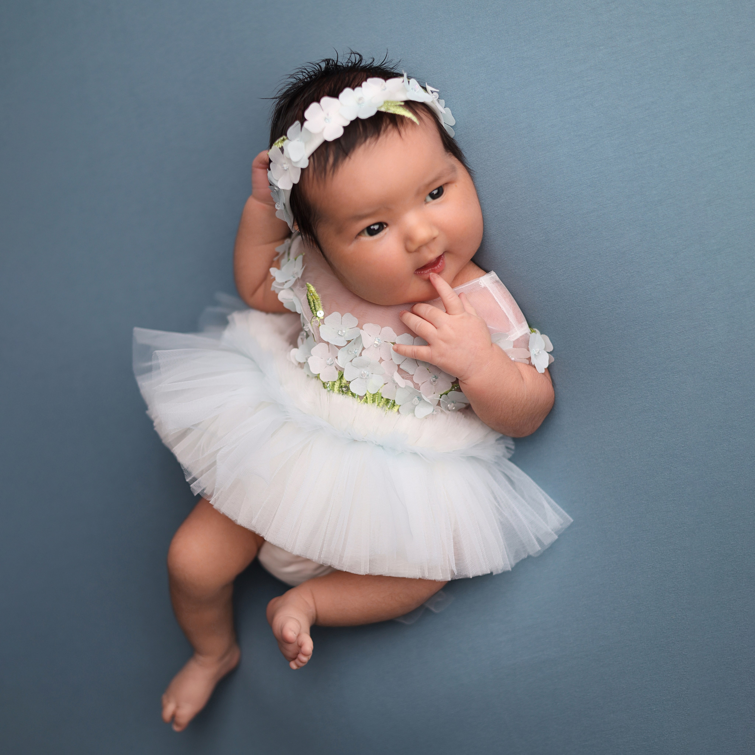 Каталог костюмов для новорожденных девочек. Фотограф новорожденных Москва. Ньюборн фотограф Москва