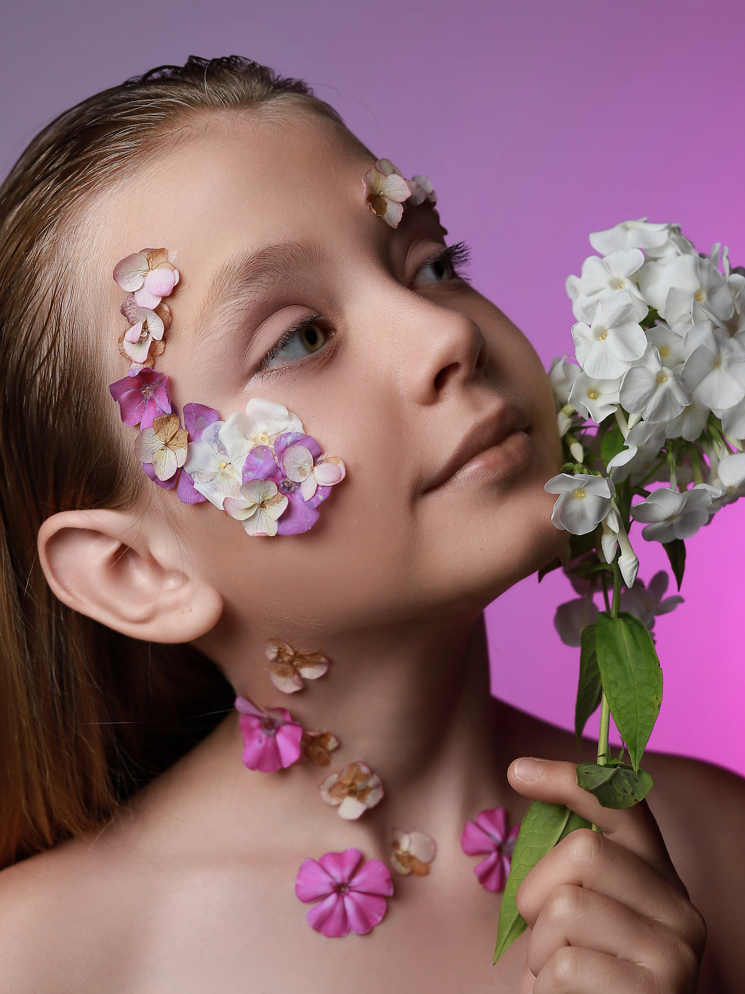Портреты с цветами. Фотограф Юлия Мальцева