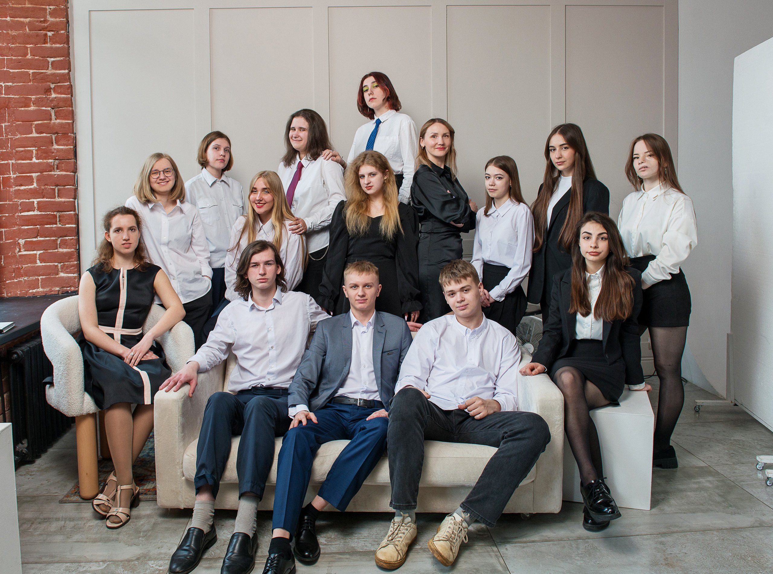 Групповые фотографии. Школа. Выпускные альбомы. Предметная и контент съёмка. Фотостудия Klass