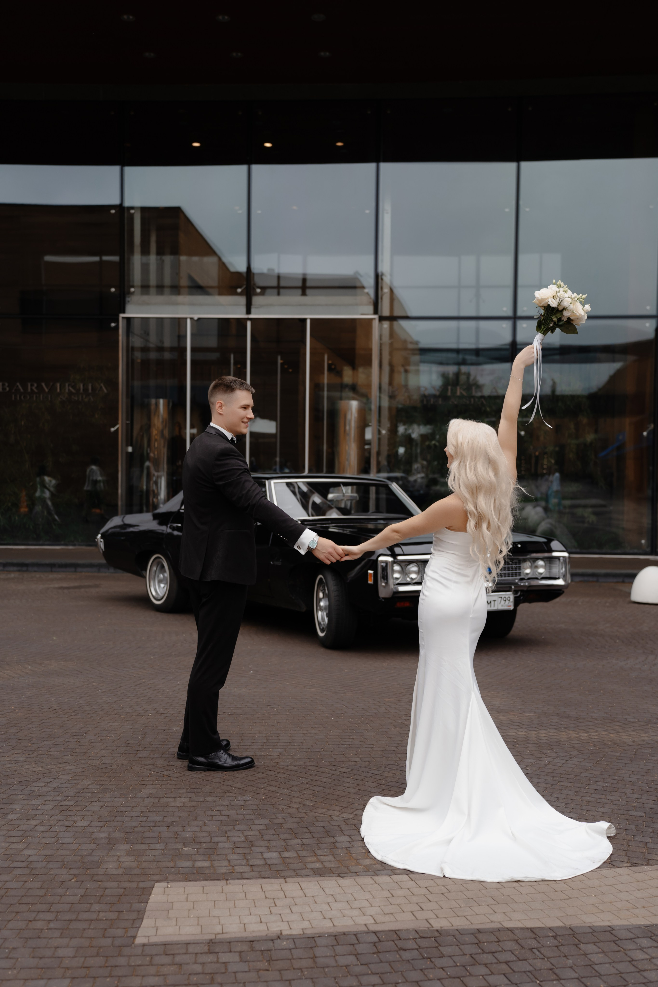 Свадебная фотосессия в Barvikha Luxury Village. Свадебный и семейный фотограф в Москве Светлана Зоткина