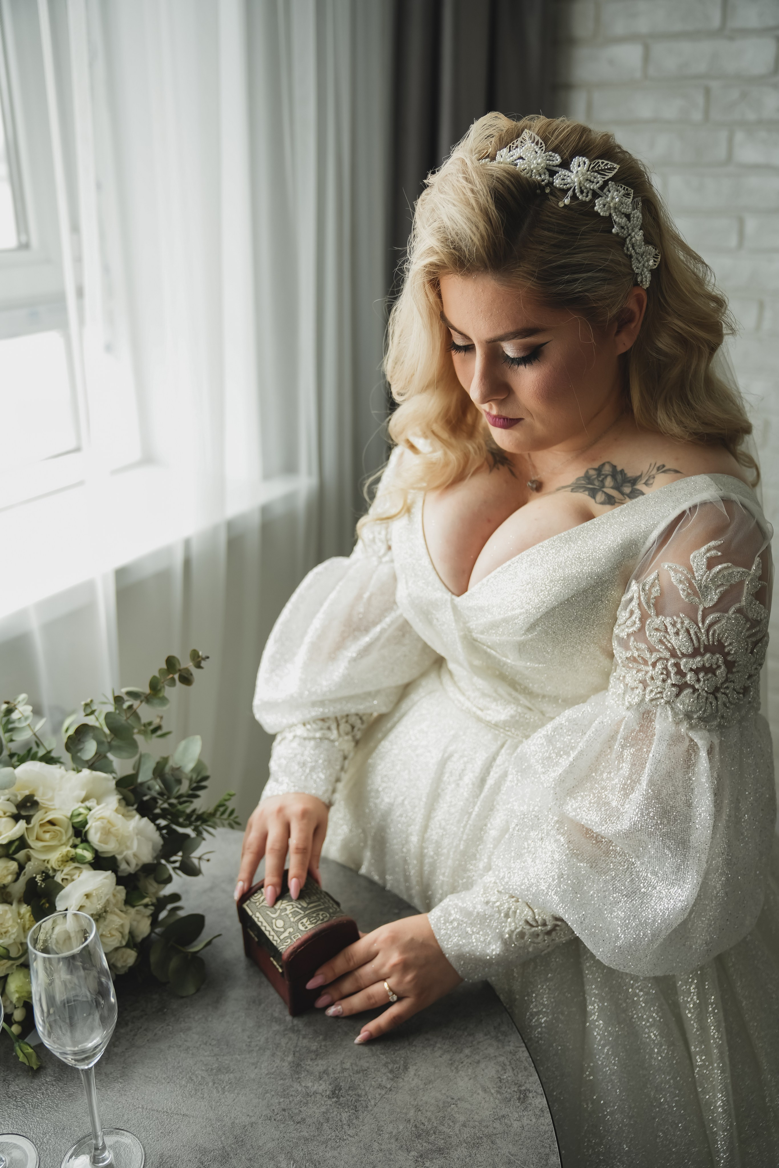 Ольга & Александр. Стильный репортаж и кадры как в кино