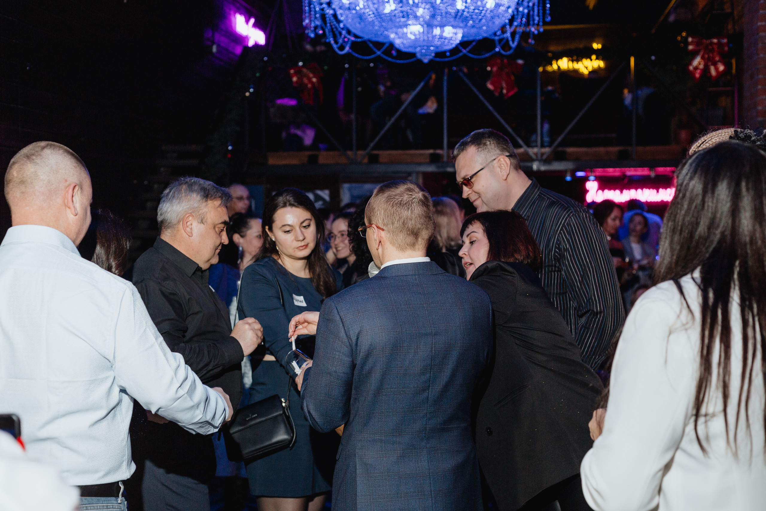 Вечеринка знакомств. Портретный фотограф Москва Юлия Трякина