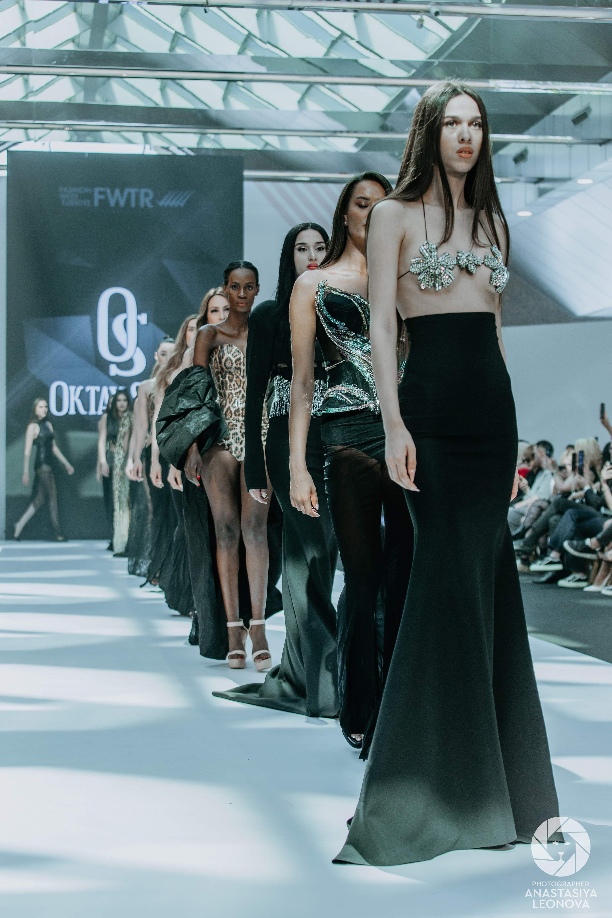 Fashion Week Türkiye [spring, 2025]. Anastasia Leonowa