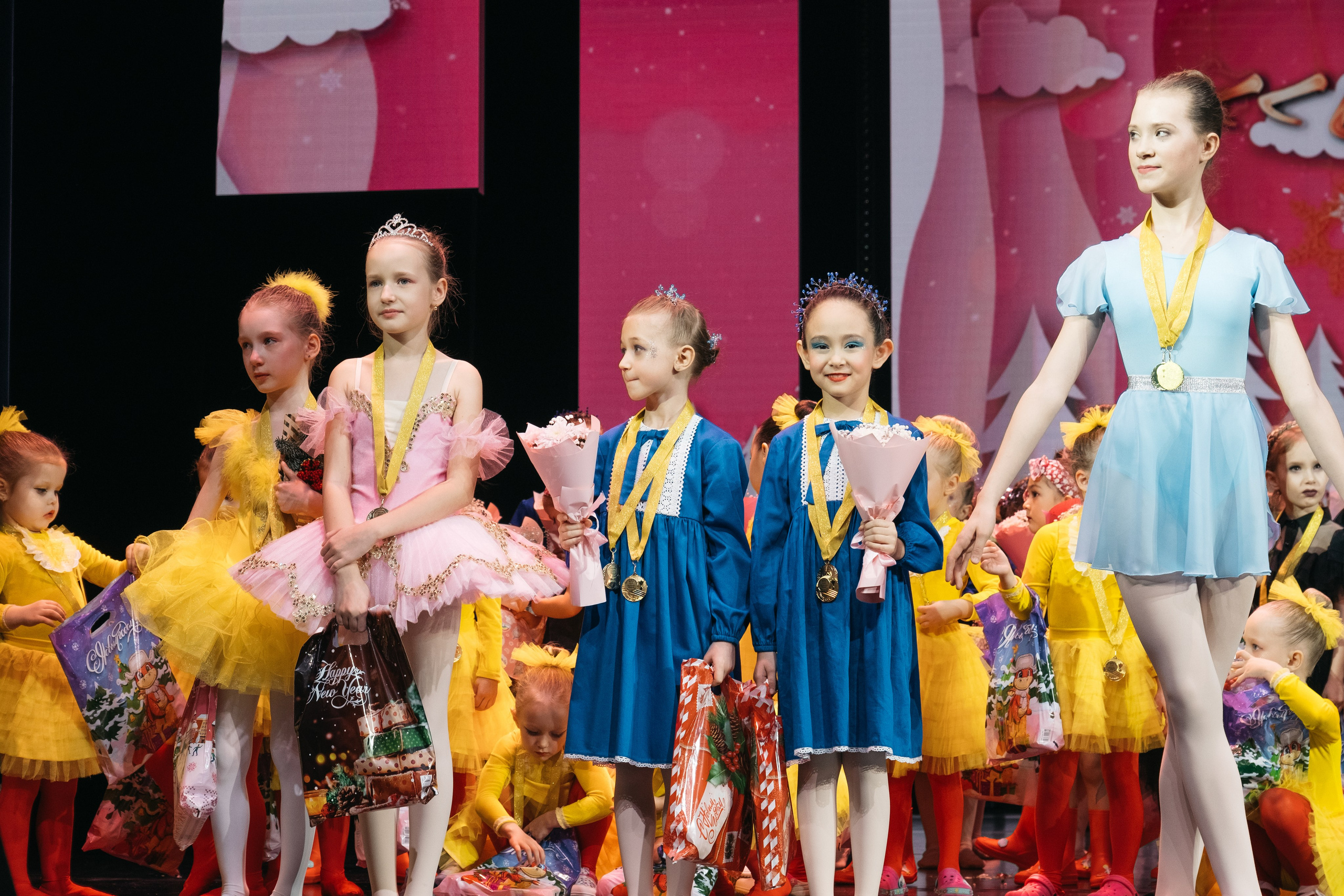 СурГУ 23.12.23. Репортажный и свадебный фотограф в Сургуте