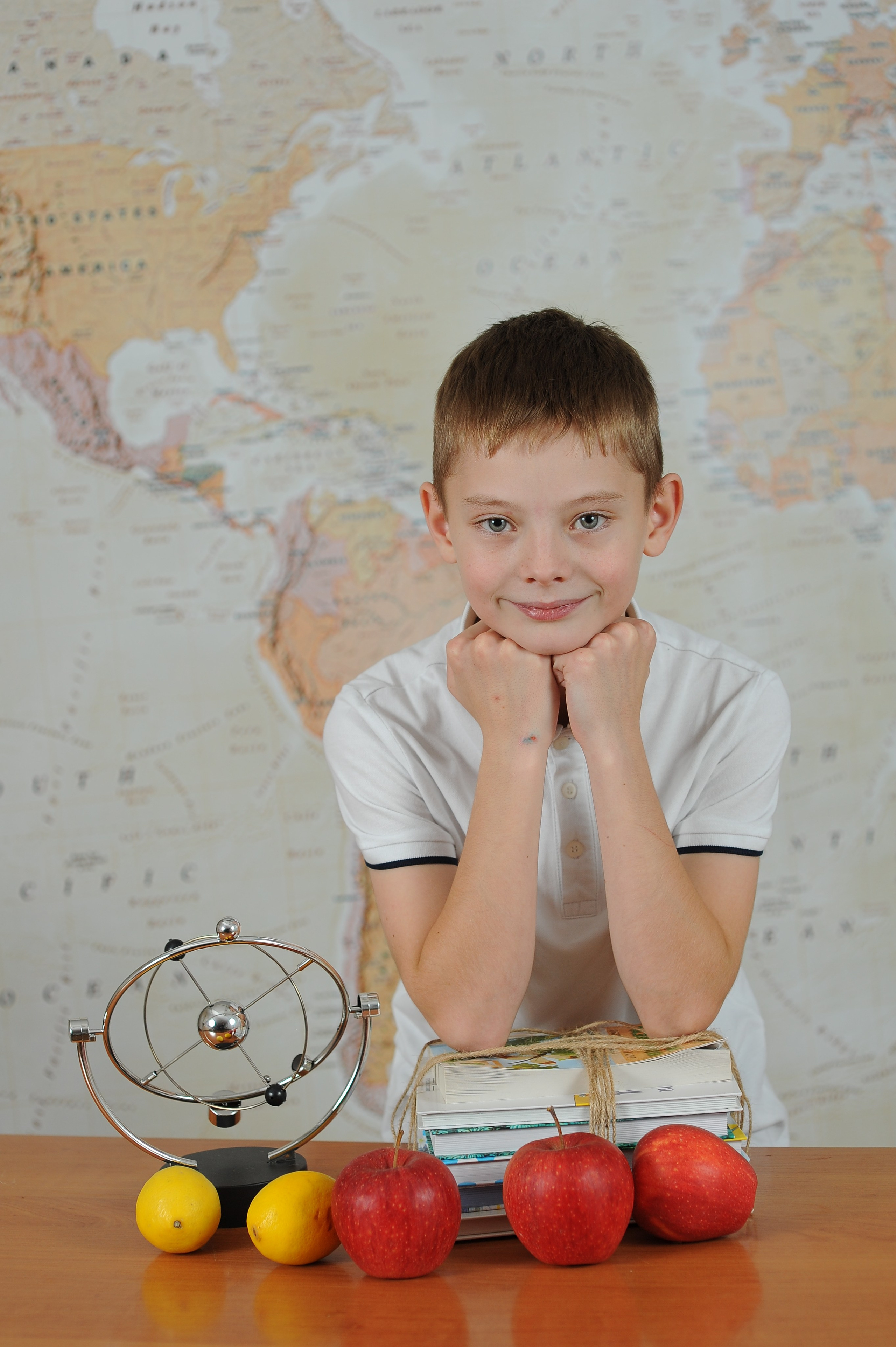 4 класс для альбома. Детский портрет