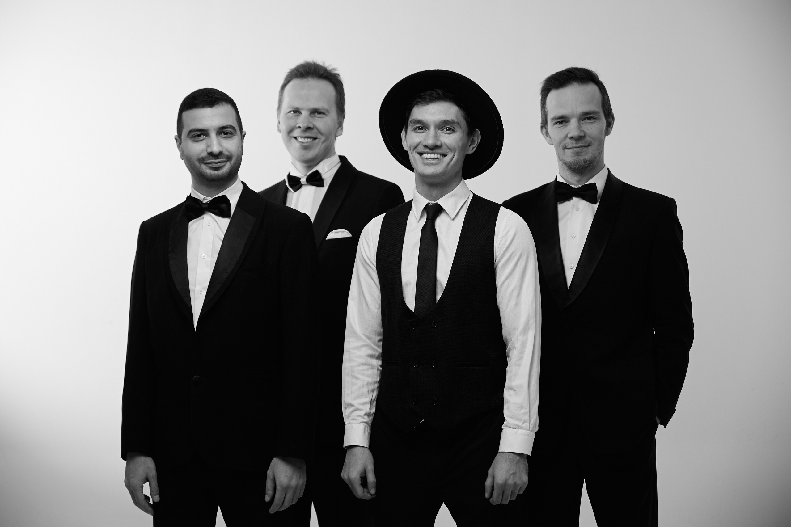 Афиша и соц.сети контент. Хороший репортажный и промышленный фотограф в Казани Алексей Щелконогов