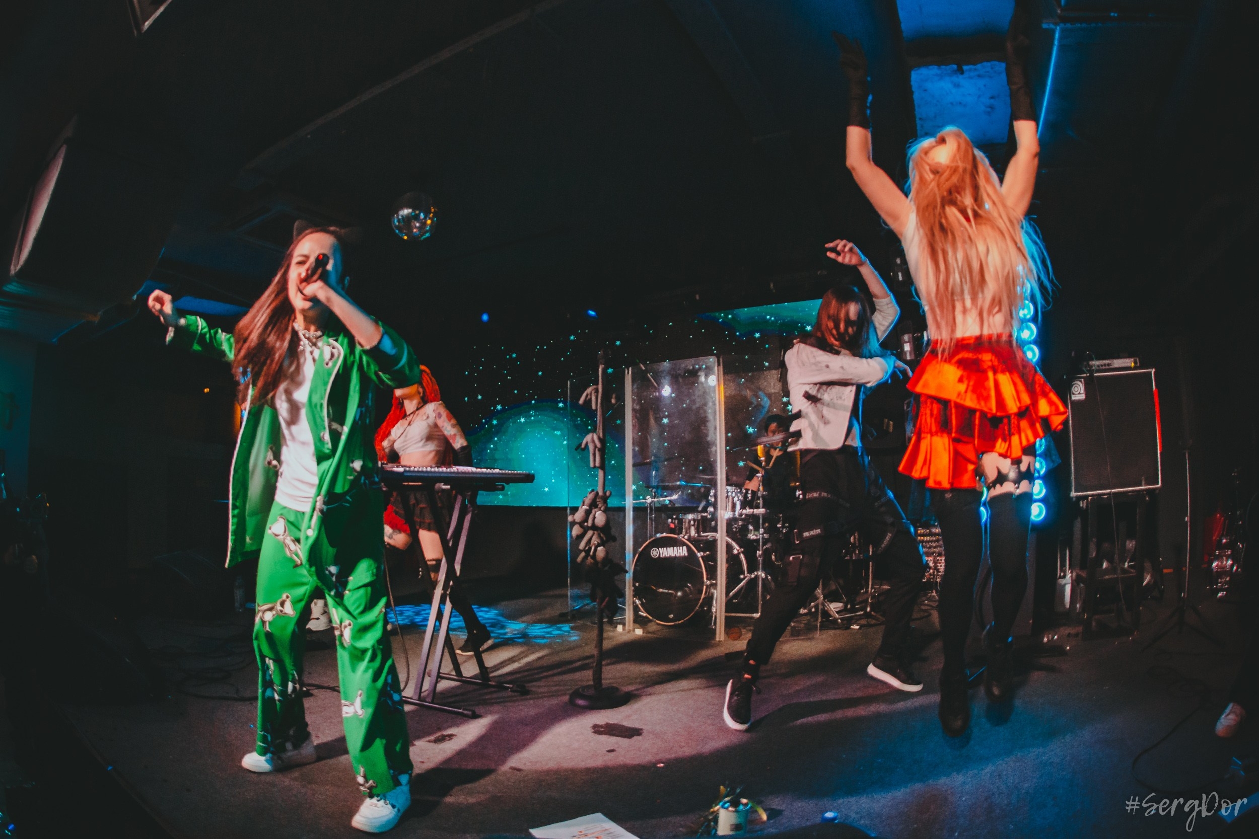 Дайте два, Мумий Тролль бар, Москва, Д2, МТ, День рождения группы, Юбилей, Люся Махова, презентация альбома, Простые радости в краю беспечных зомби, 26.11.2023, SergDor, 26 ноября 2023 года, #SergDor