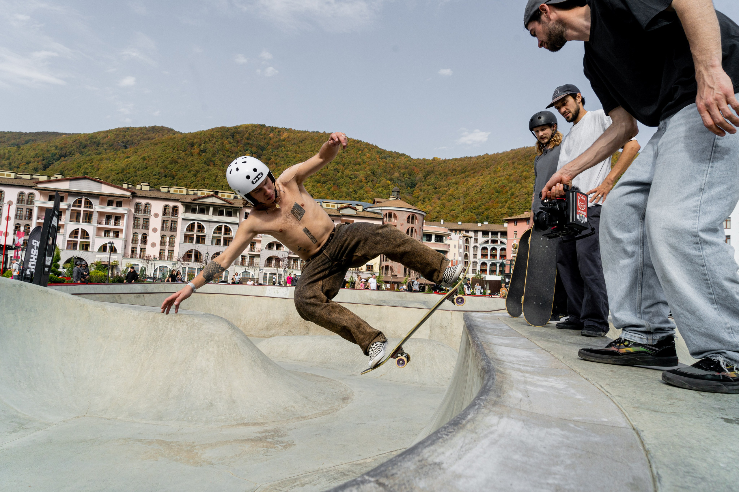Чемпионат России по скейтбордингу на курорте Красная Поляна 2022. Репортажный фотограф в Красной Поляне и Сочи Павлюченко Екатерина