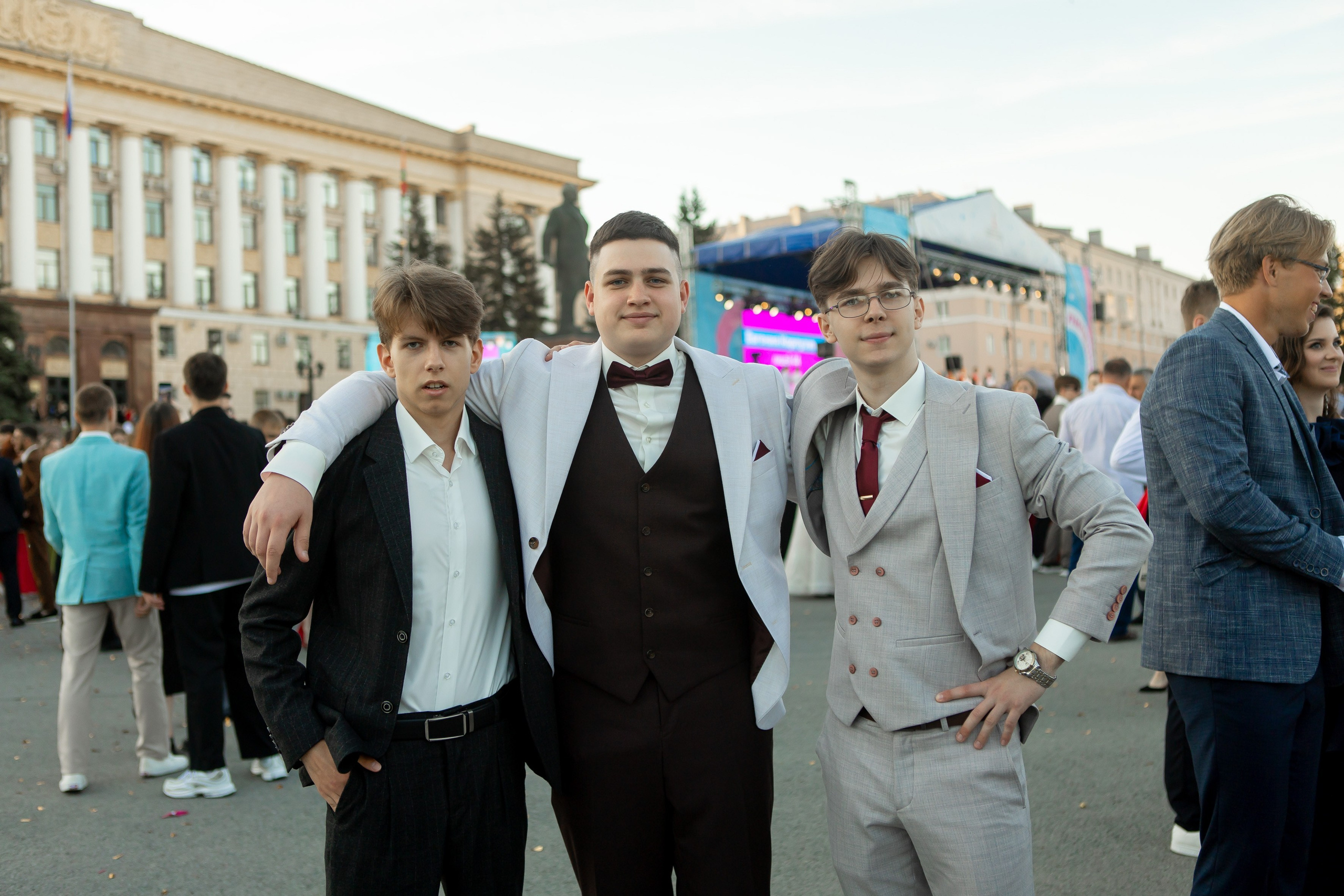 Выпускной Гимназия 12 2024 г. Свадебный и портретный Фотограф в Липецке Дмитрий Котюков