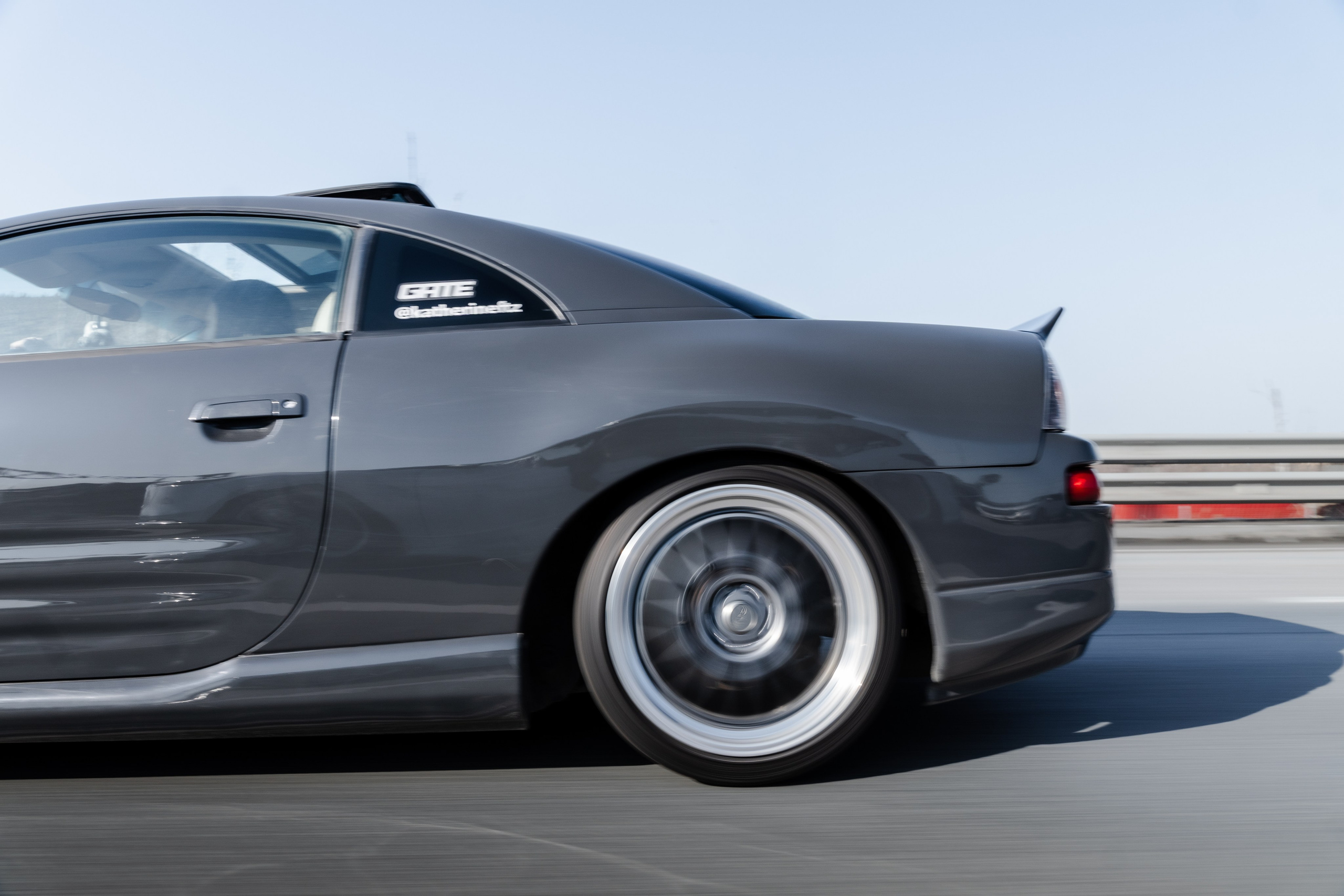 Mitsubishi Eclipse. Opasnophoto