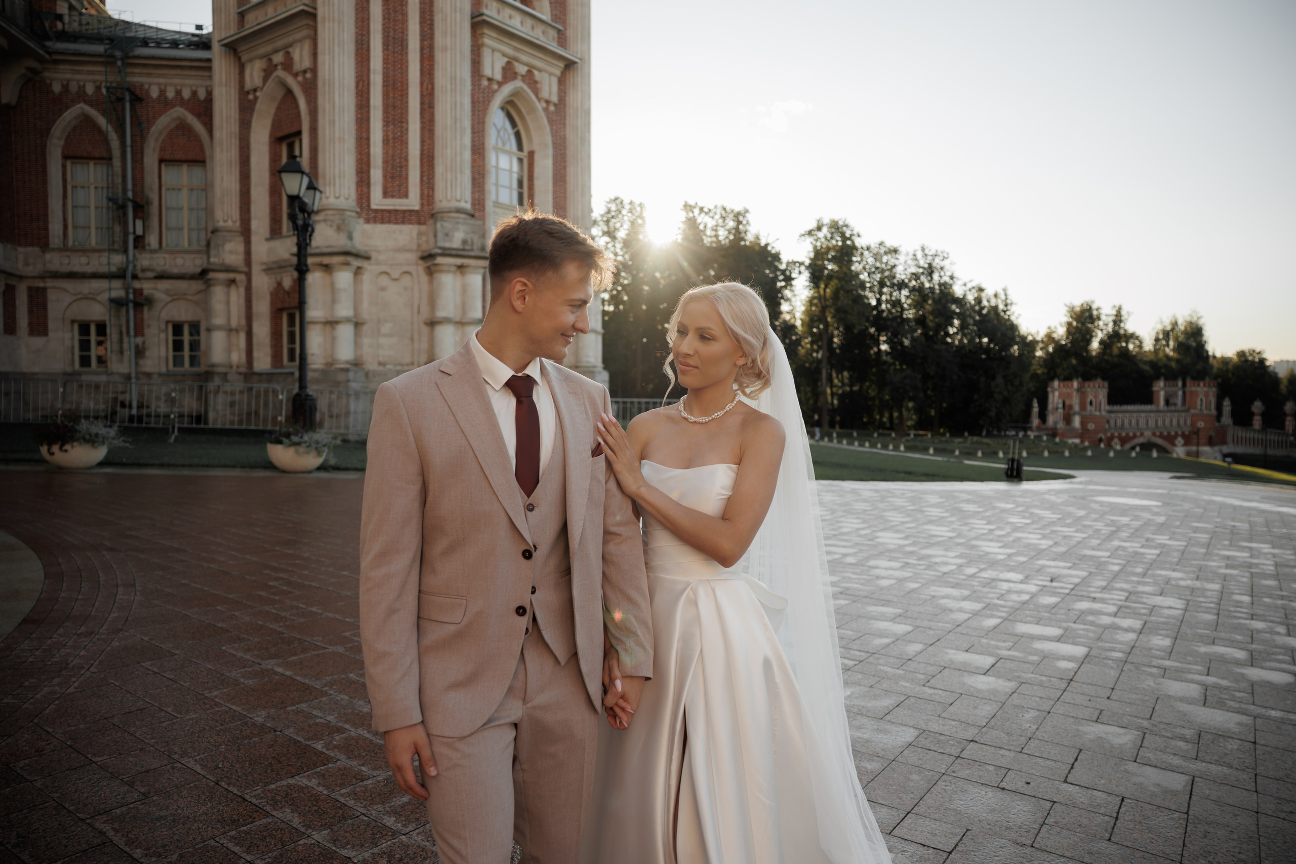 Отель «Милан», Шипиловский ЗАГС, прогулка в парке Царицыно. Свадебный и репортажный фотограф (Москва, Королев и другие)