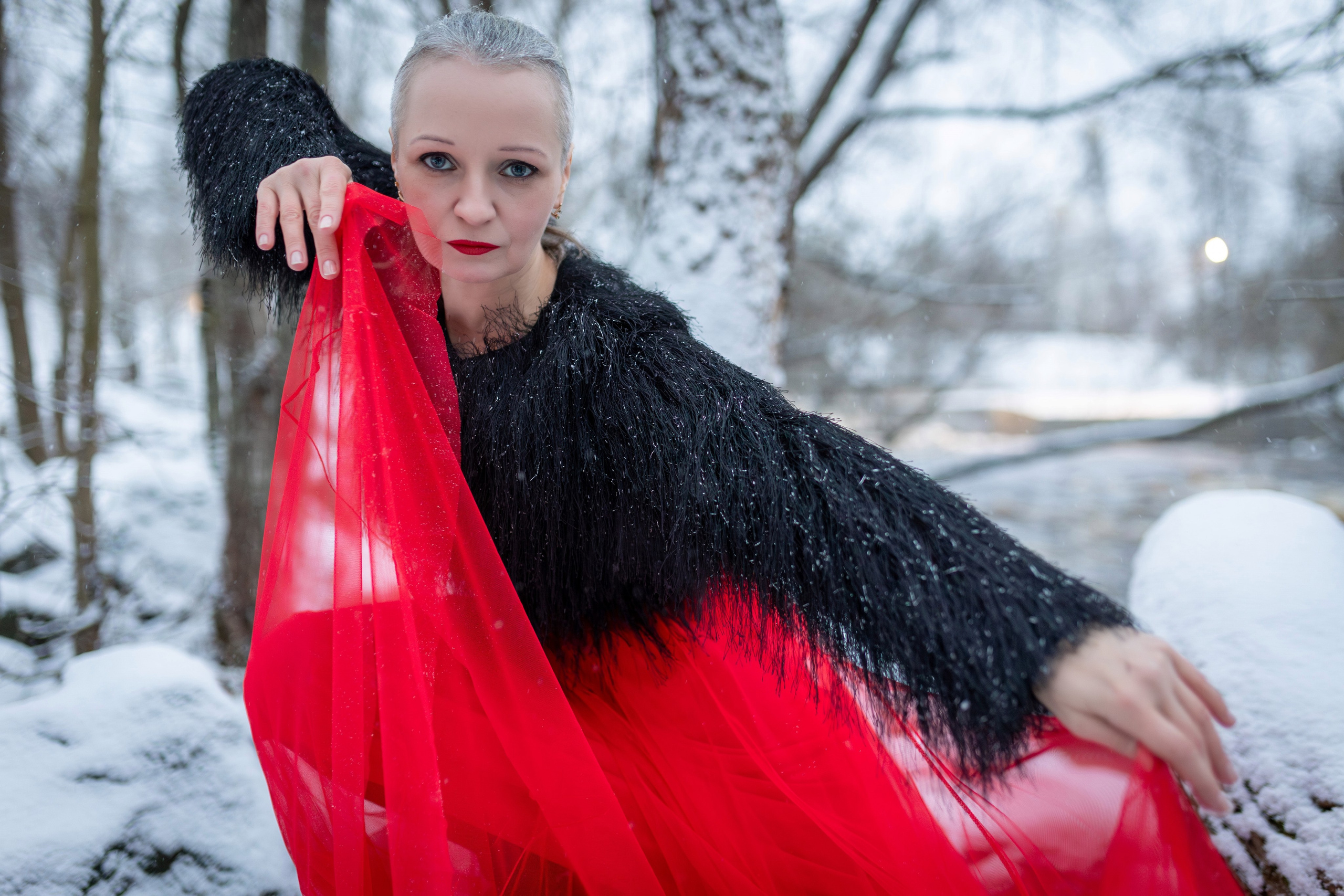 2025-01-01. Рубин на снегу, ♥️❄️